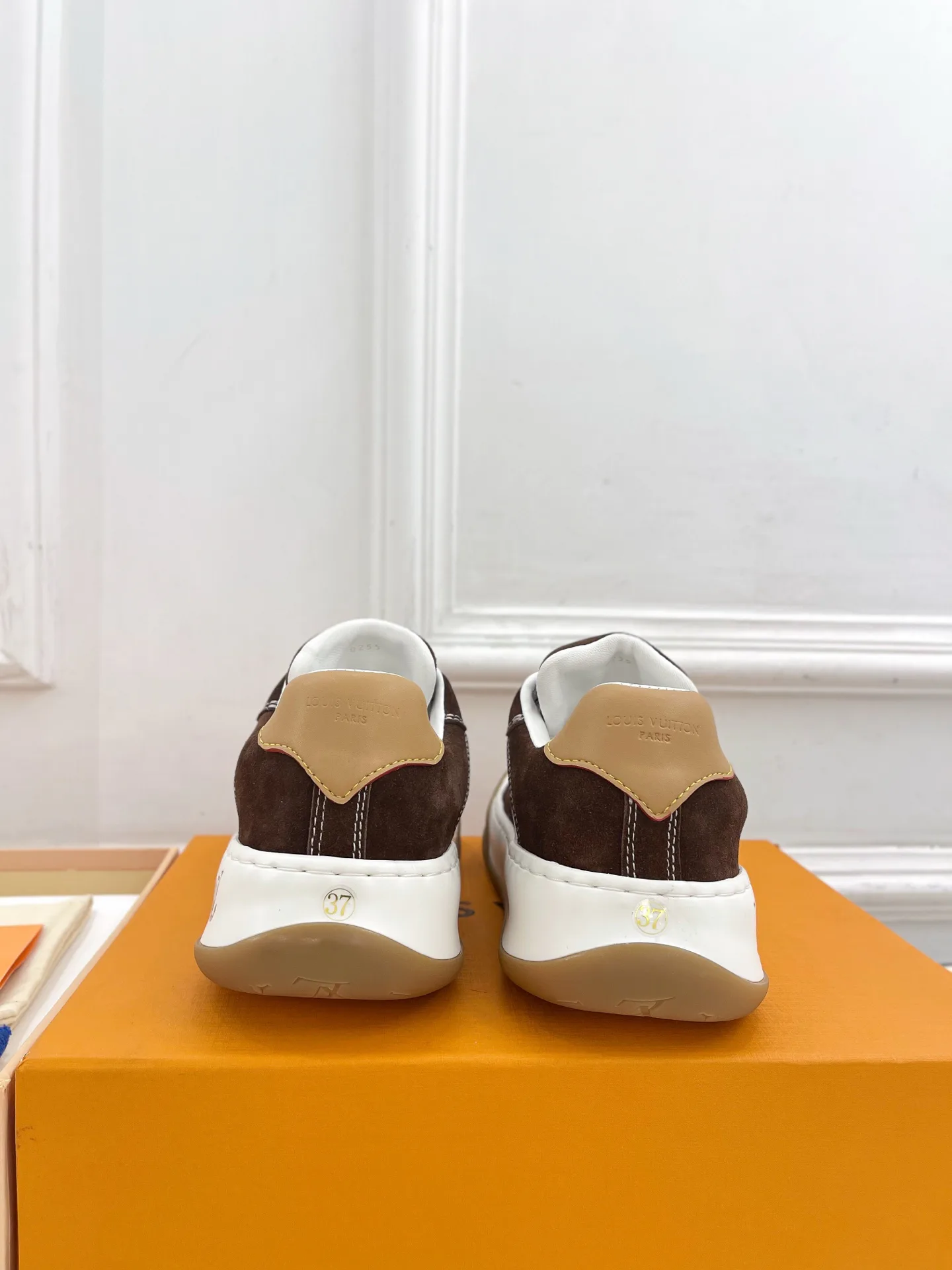 Кроссовки Женские Louis Vuitton 394009