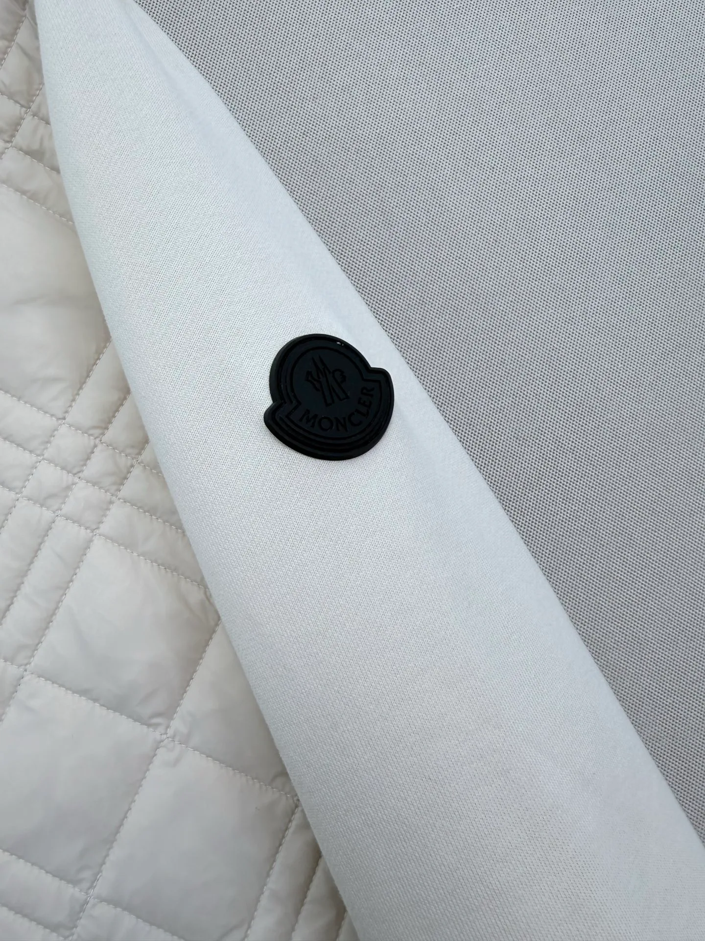 Куртки И Пуховики Женские Moncler 18506404