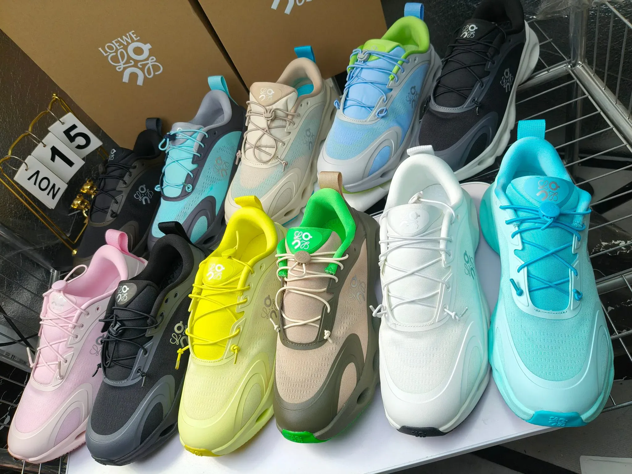 Кроссовки Женские Loewe 1829483