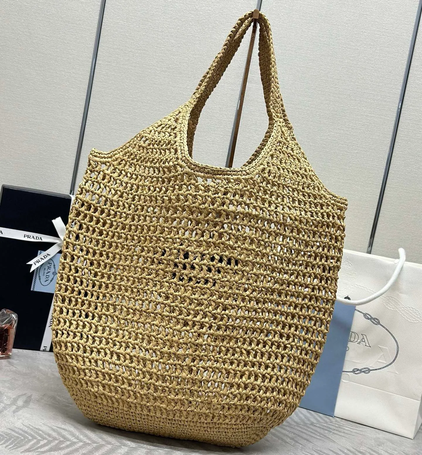 Классические Сумки Женские Prada 11681971