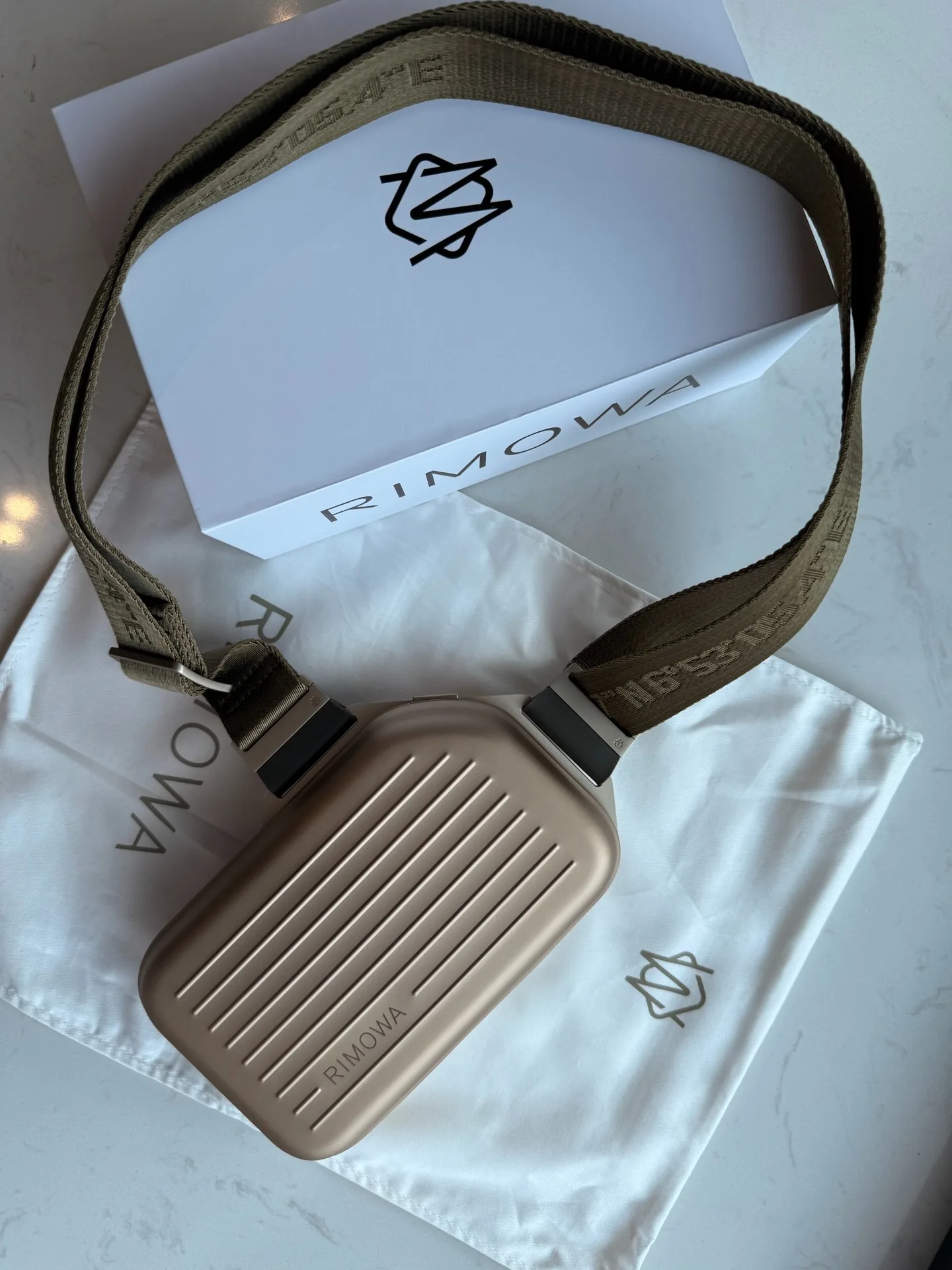 Сумки На Ремне Женские Rimowa 691066