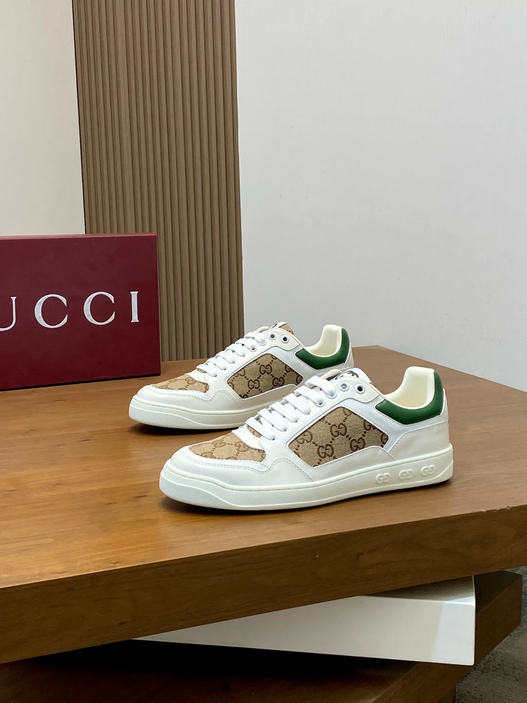 Кроссовки Мужские Gucci 18078994