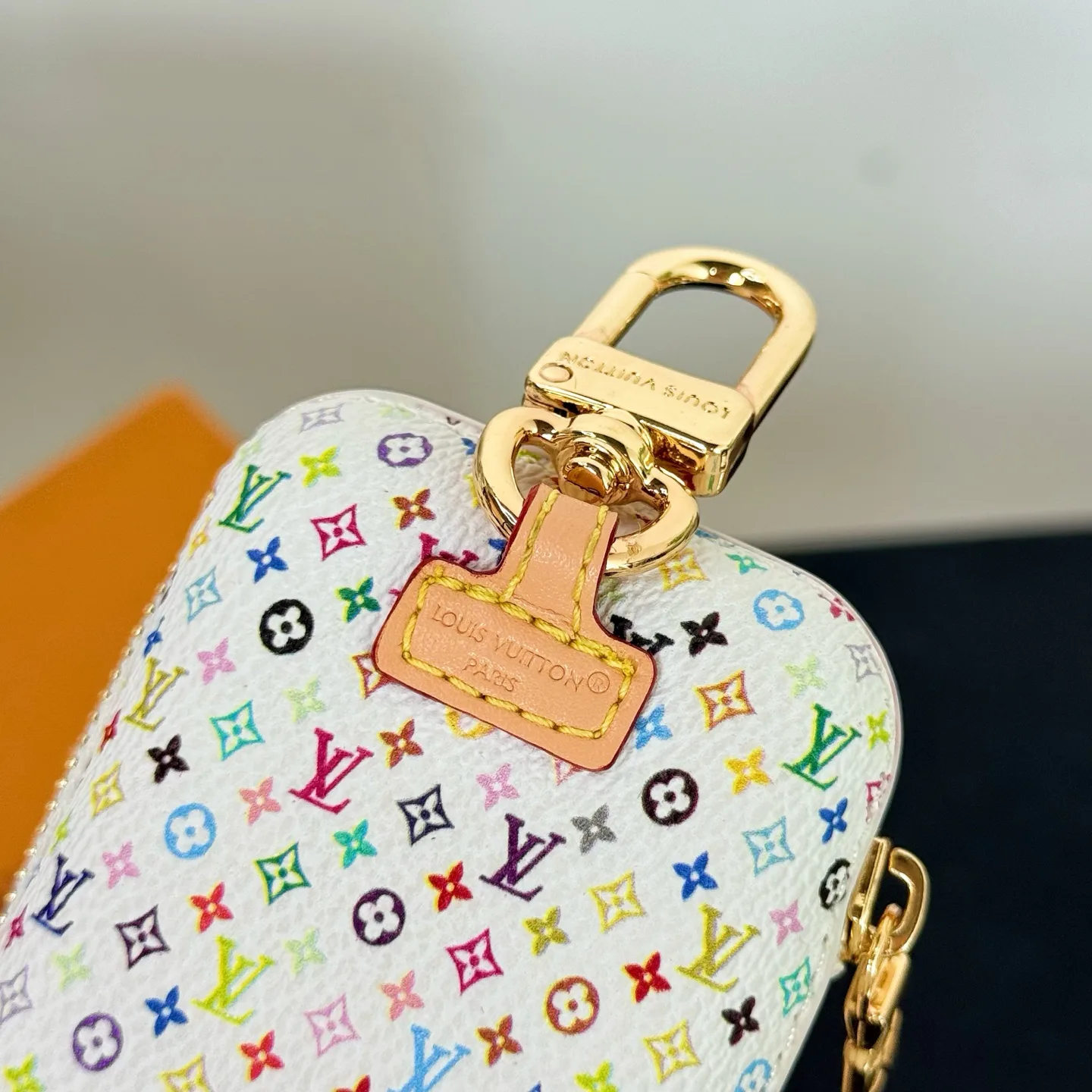 Клатчи Женские Louis Vuitton 5647566