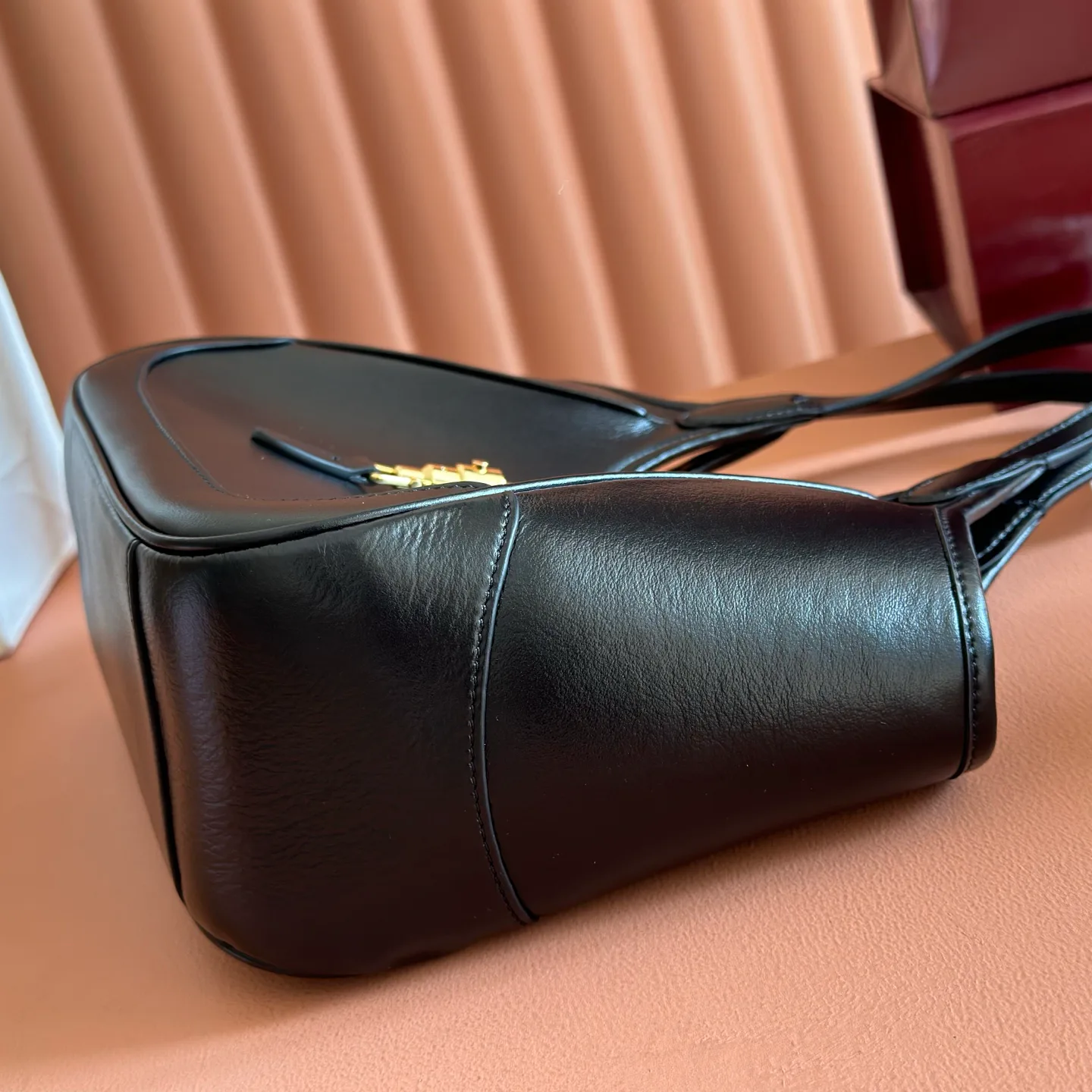Классические Сумки Женские Gucci 12859954
