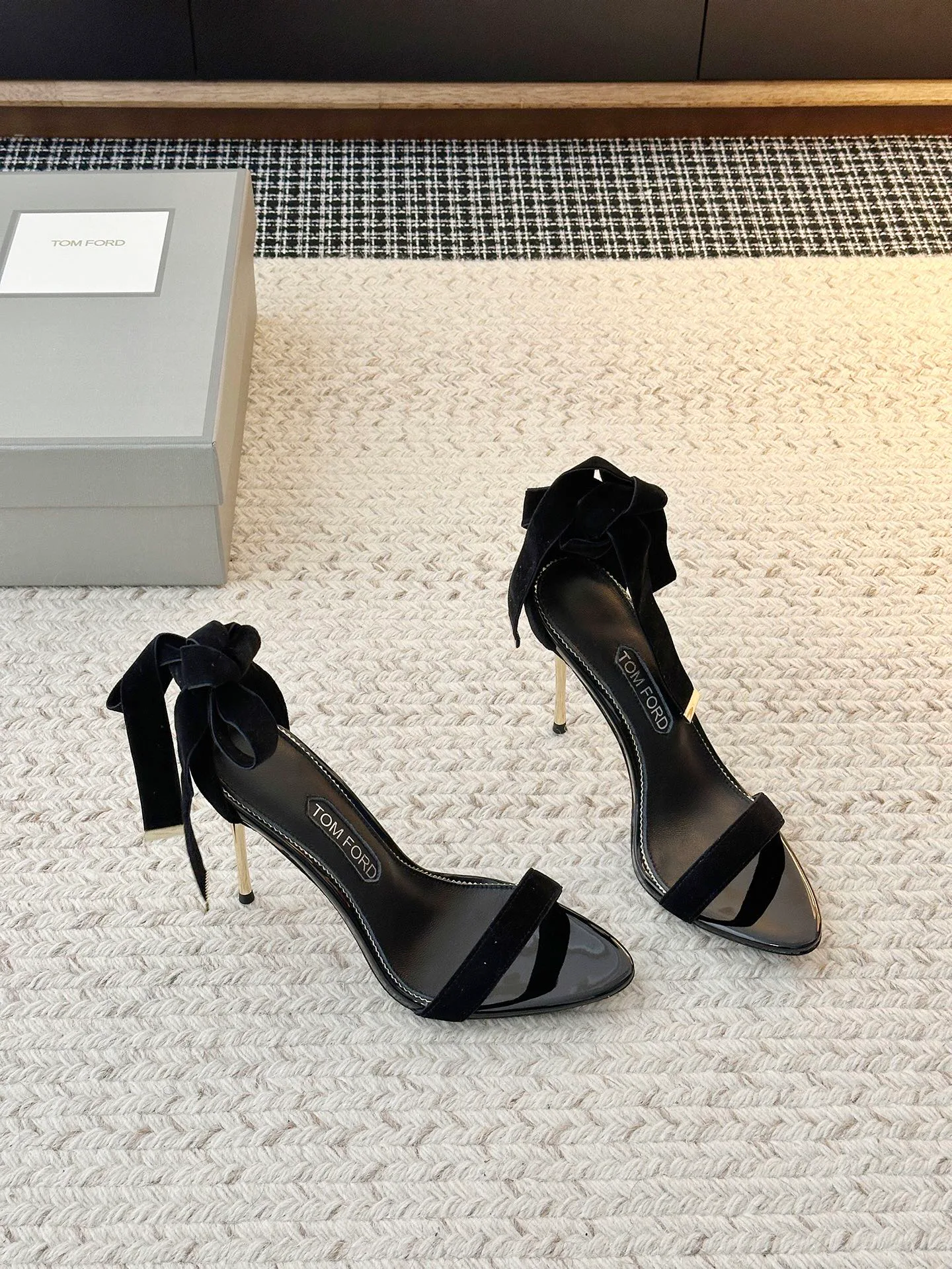 Босоножки Женские Tom Ford 11194387