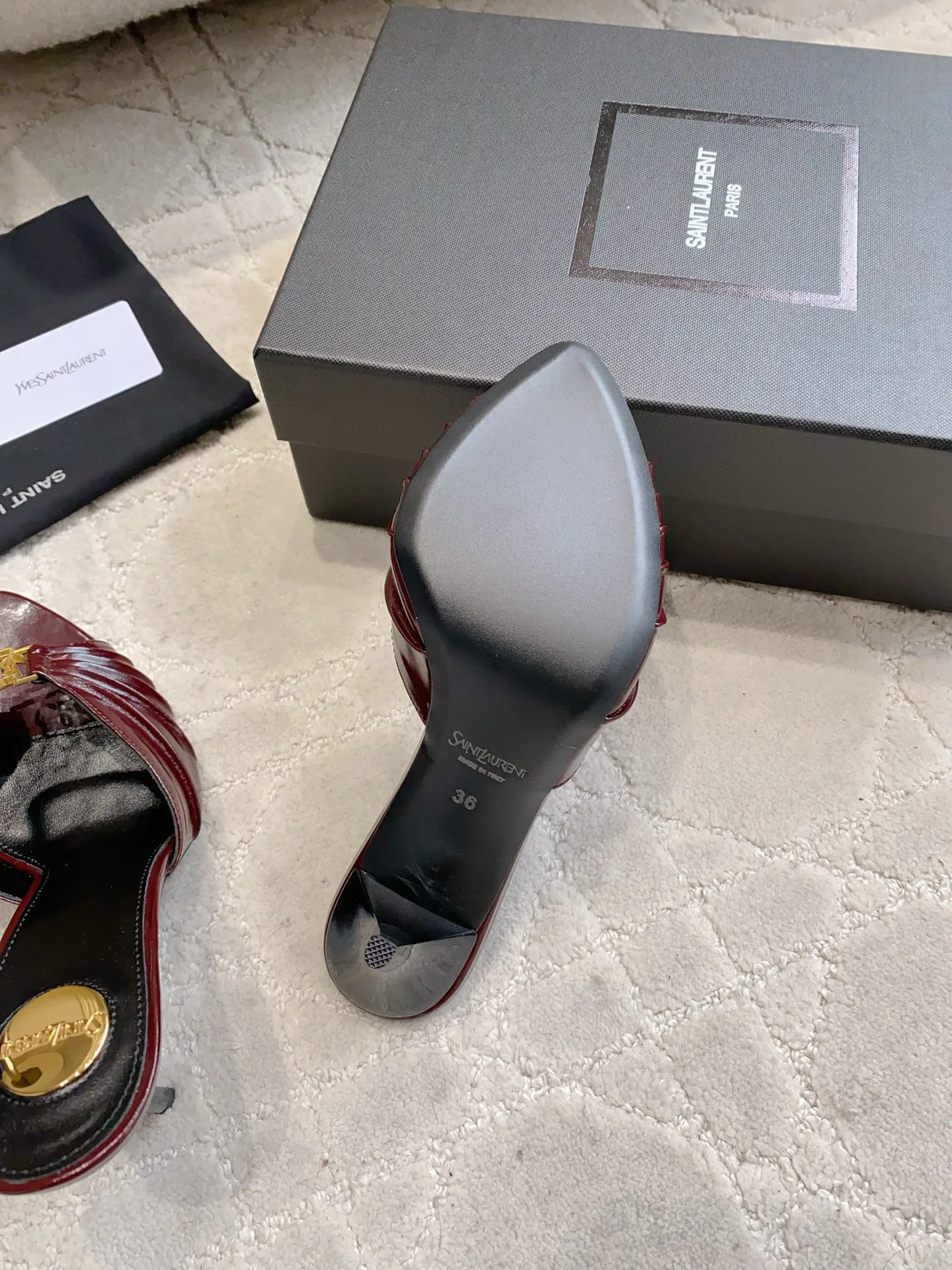 Босоножки Женские Saint Laurent 13332011