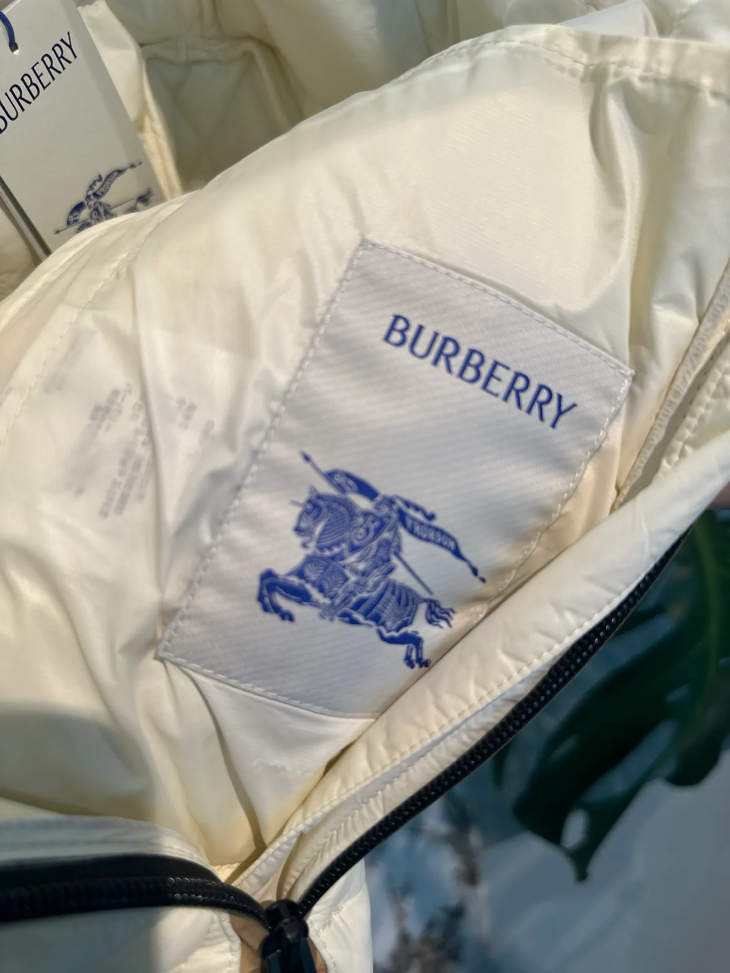 Куртки И Пуховики Женские Burberry 18334028