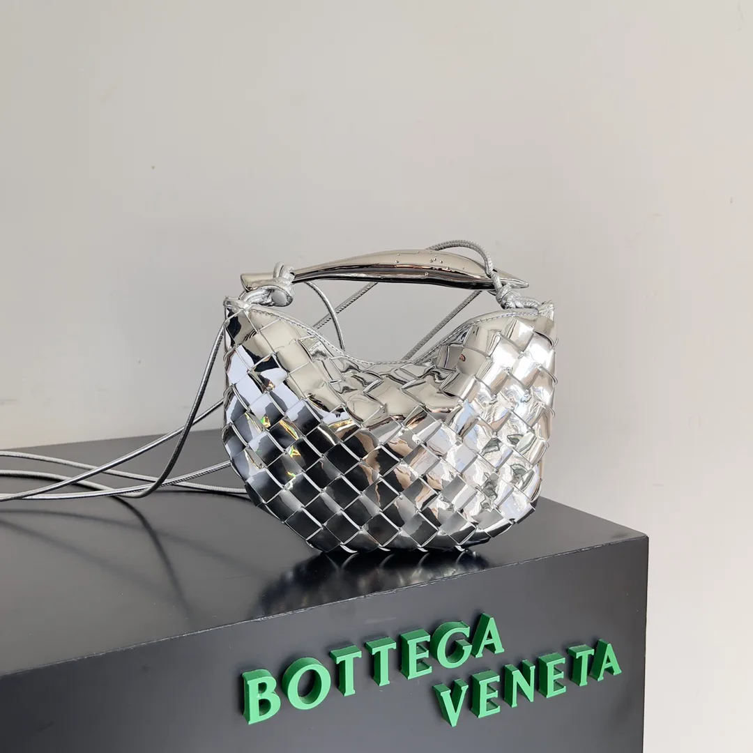Сумки На Ремне Женские Bottega Veneta 12788308