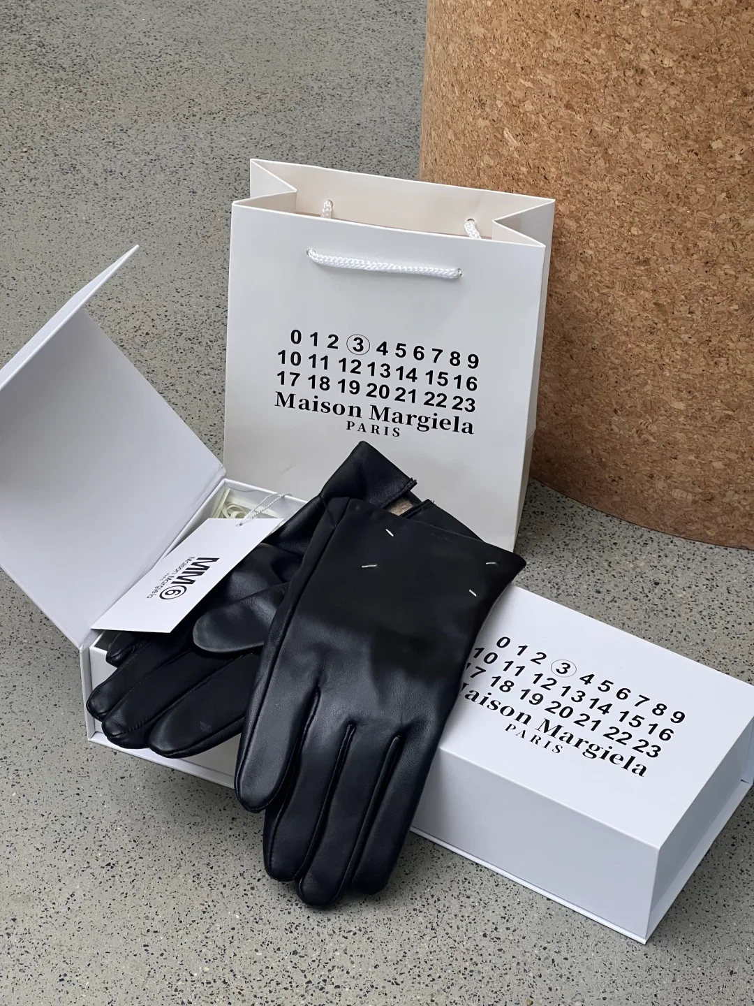 Перчатки Maison Margiela 602808