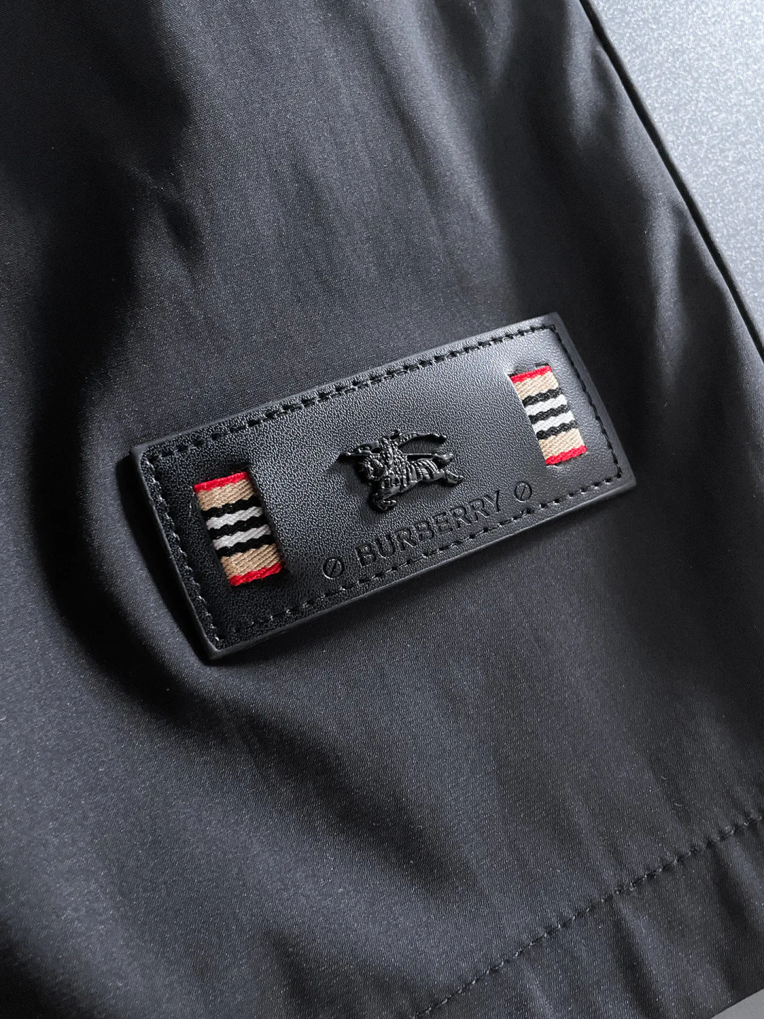 Шорты Мужские Burberry 18000497