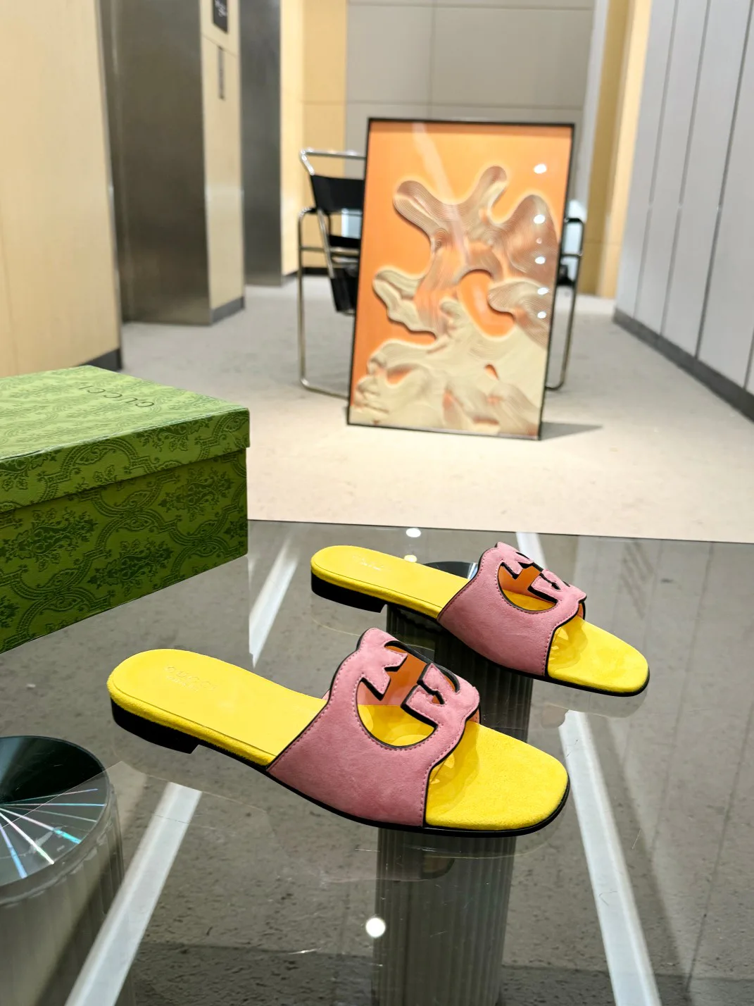 Шлепанцы Женские Gucci 11890966