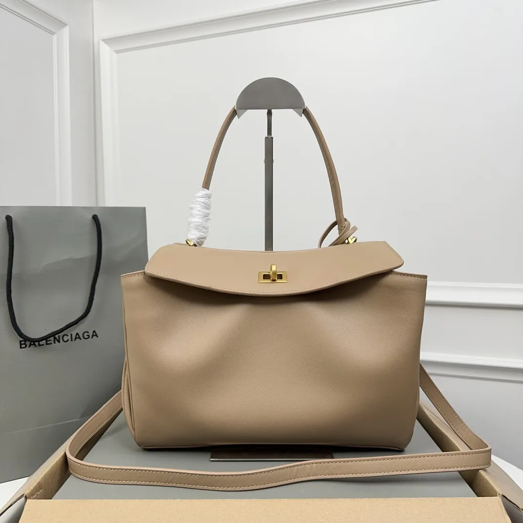 Классические Сумки Женские Balenciaga 11872233