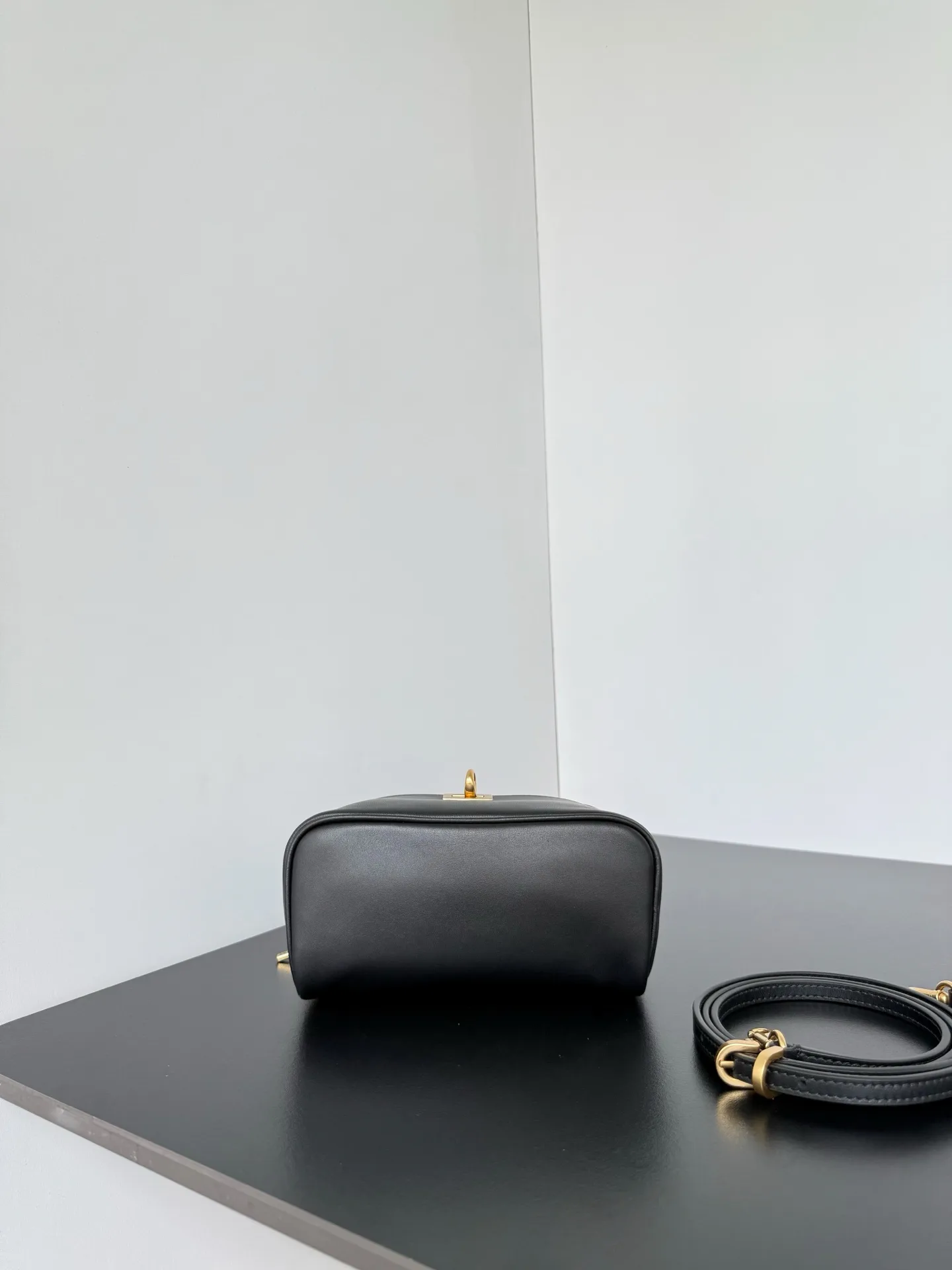 Клатчи Женские Balenciaga 11451448