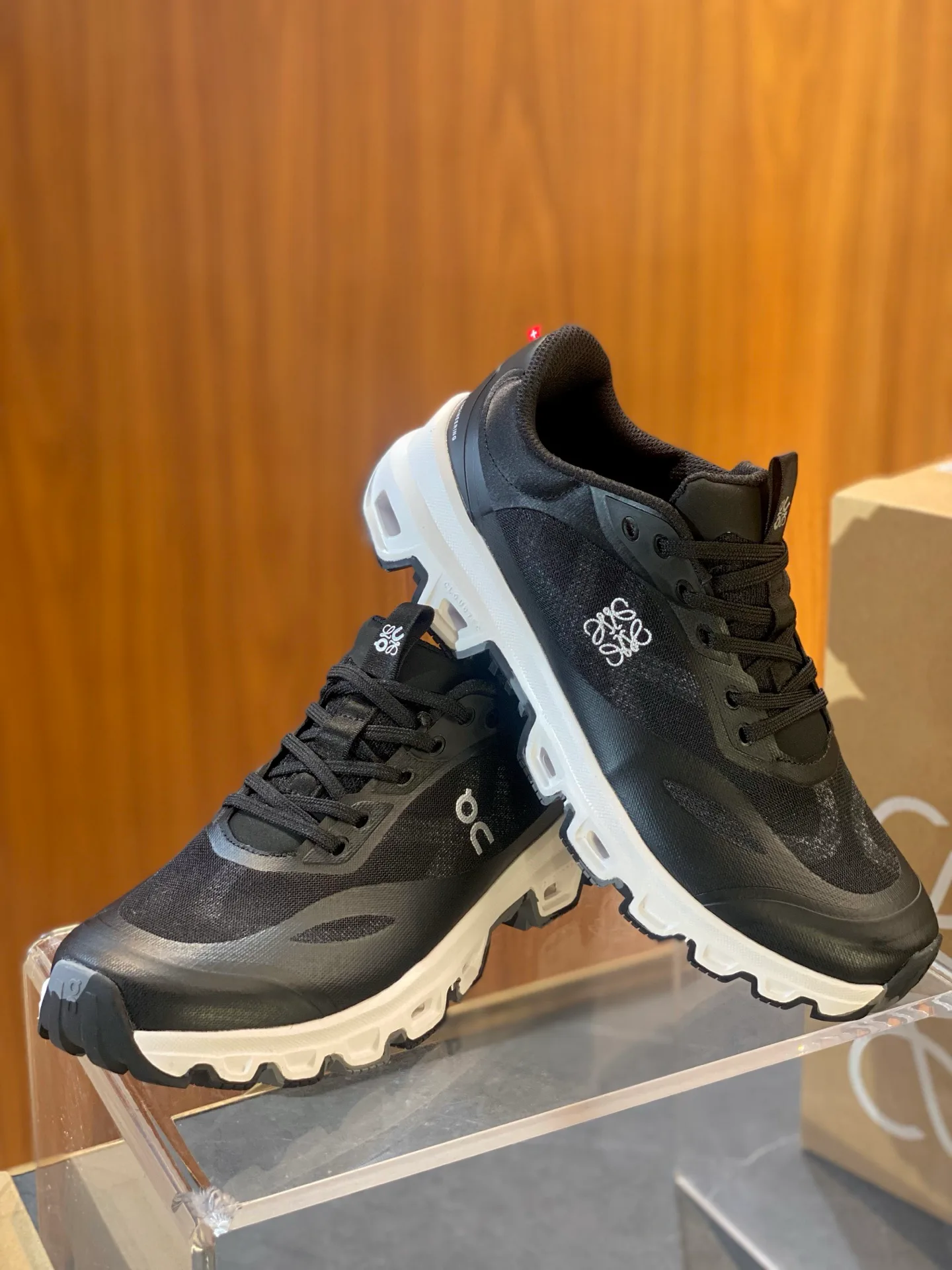 Кроссовки Женские Loewe 5195973