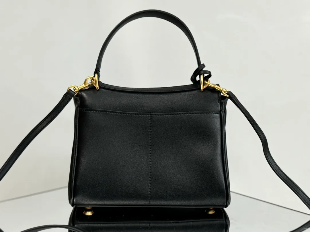 Сумки На Ремне Женские Balenciaga 4111