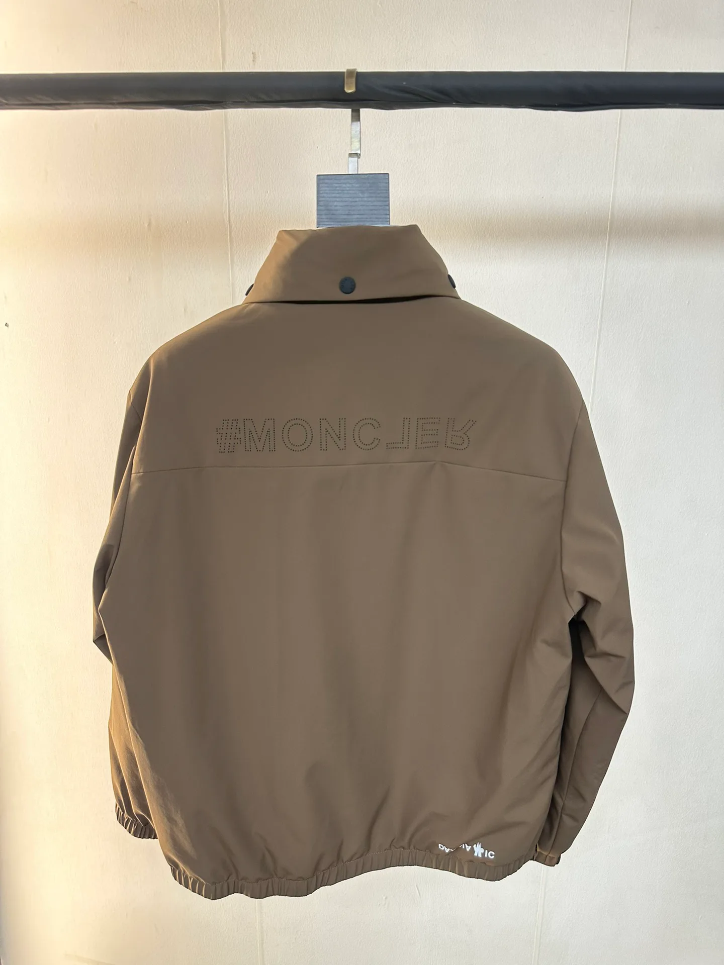 Куртки И Пуховики Мужские Moncler 541562