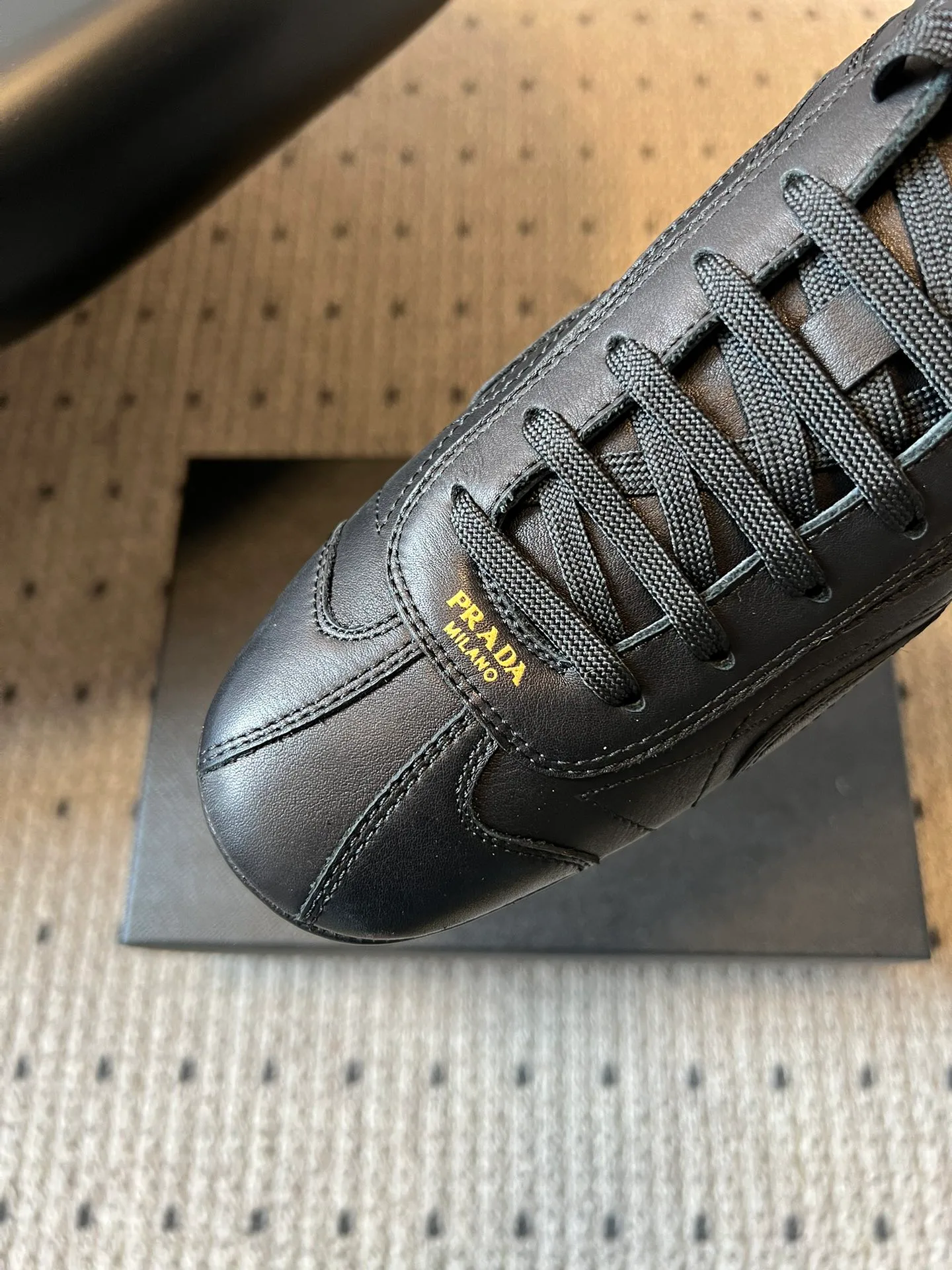 Кроссовки Женские Prada 10496705