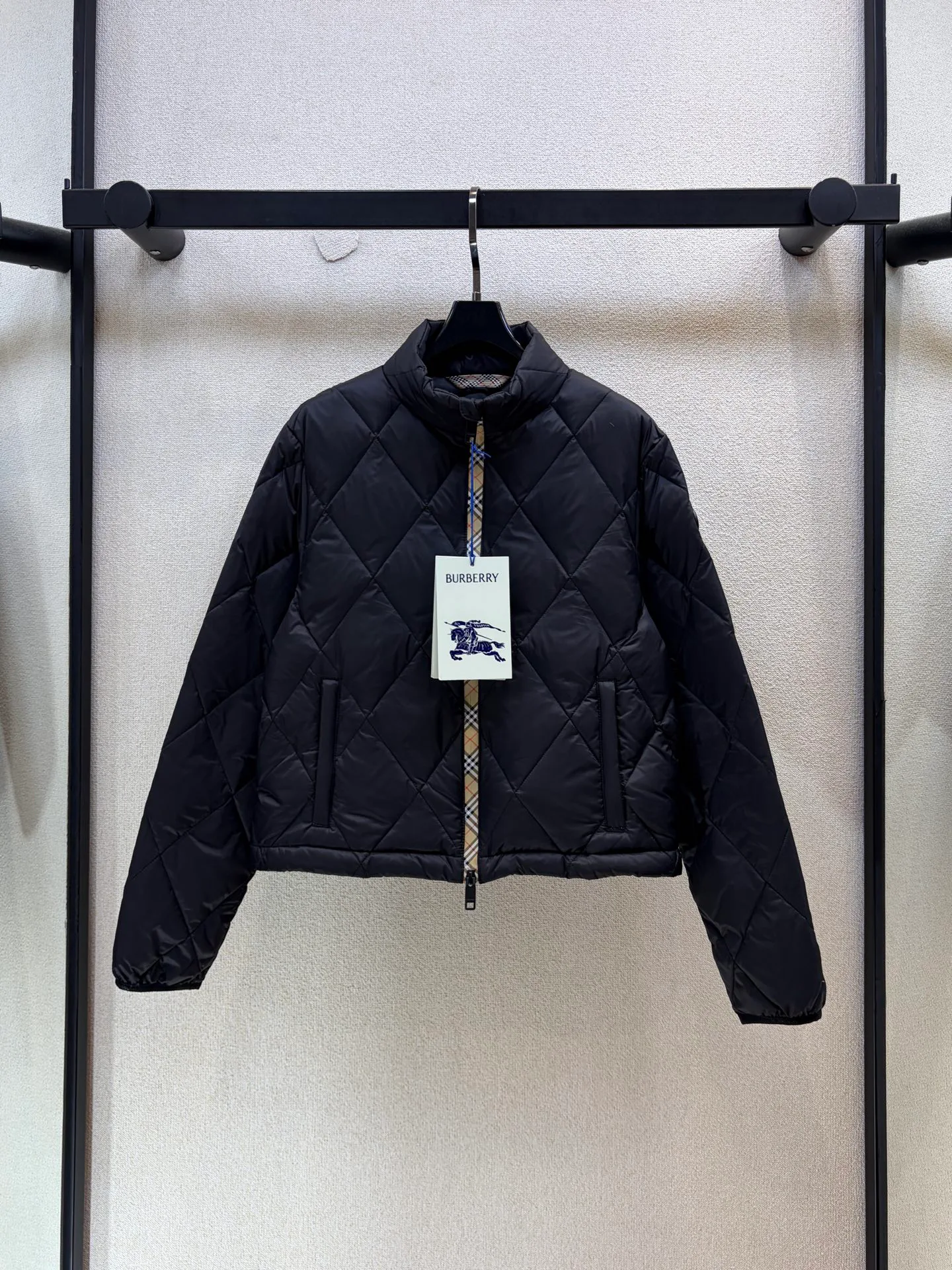 Куртки И Пуховики Женские Burberry 18605884
