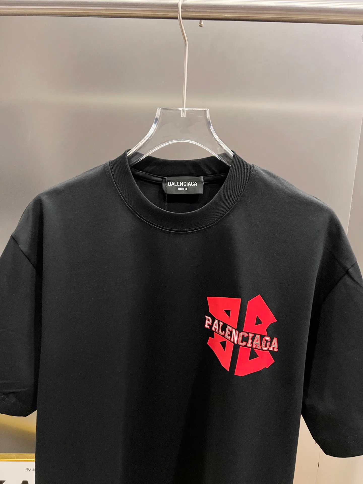 Футболки Женские Balenciaga 12698191