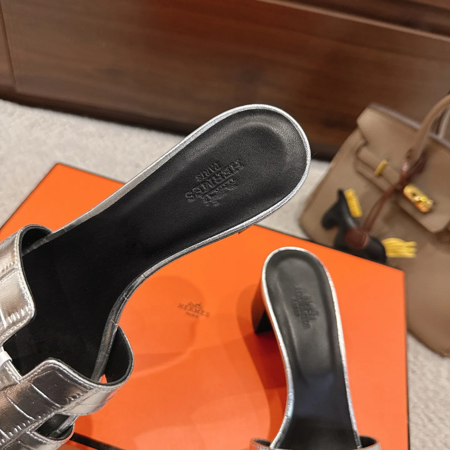 Босоножки Женские Hermes 17480688