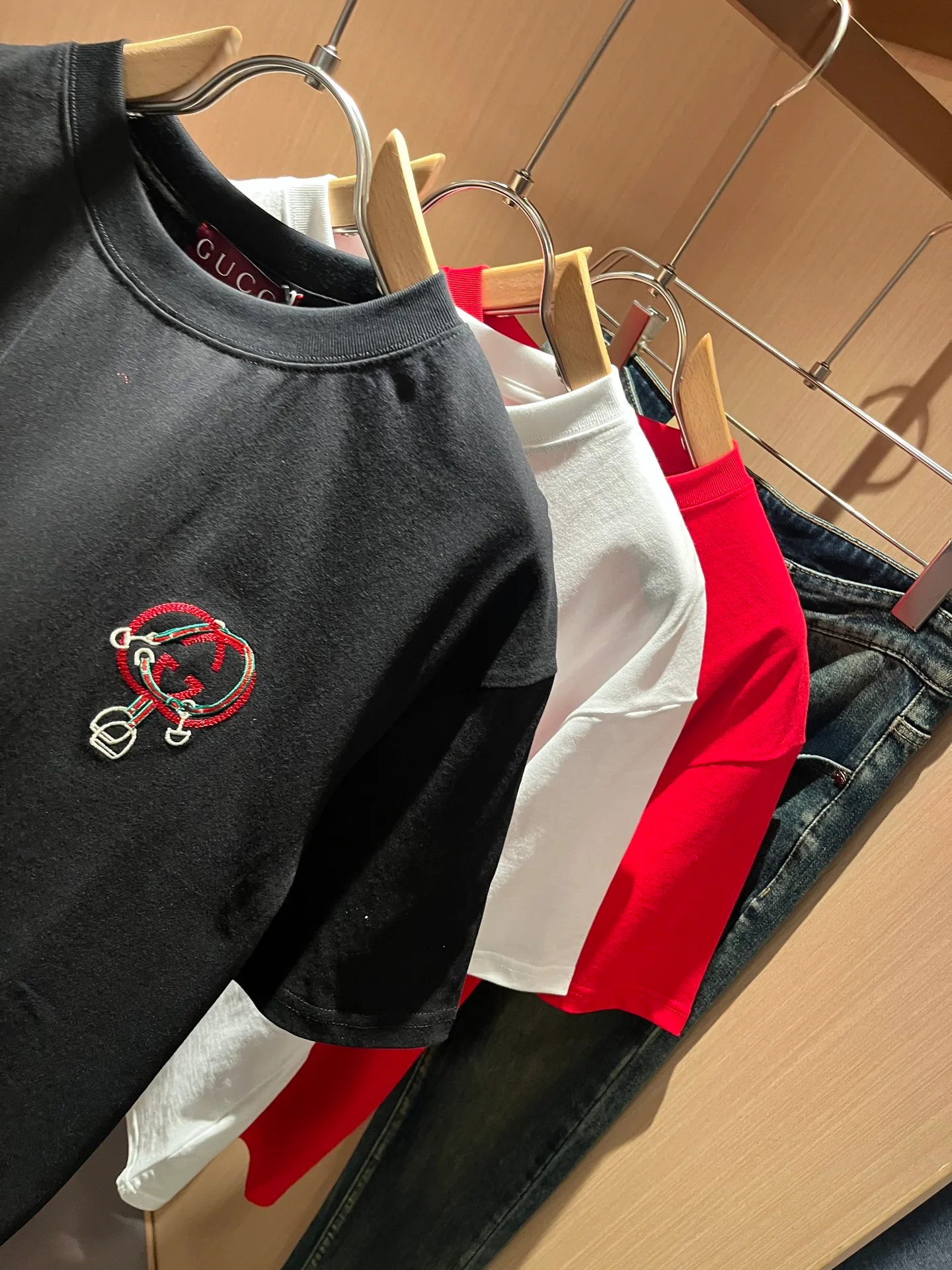 Футболки Женские Gucci 869427