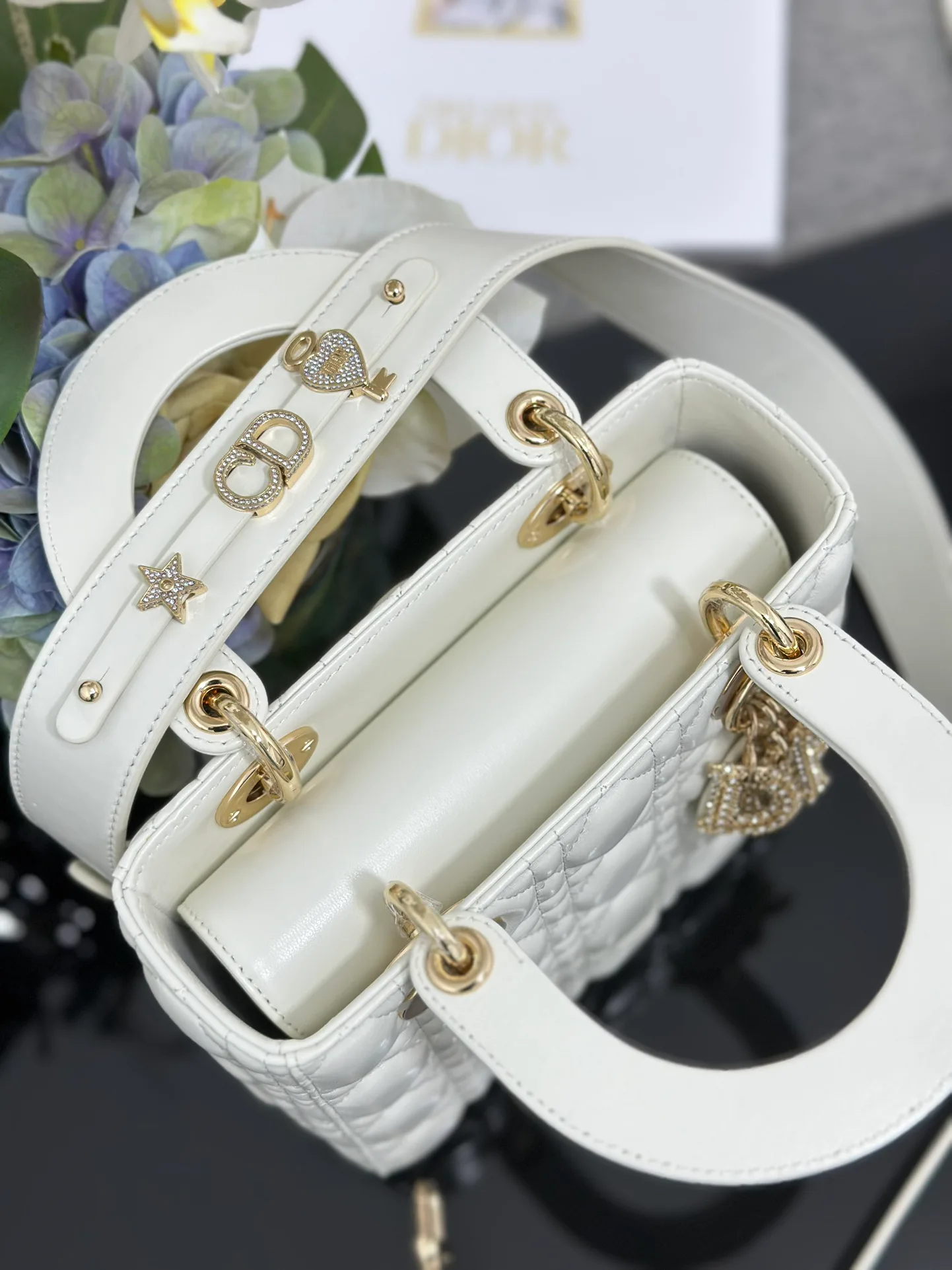 Классические Сумки Женские Christian Dior 11412564