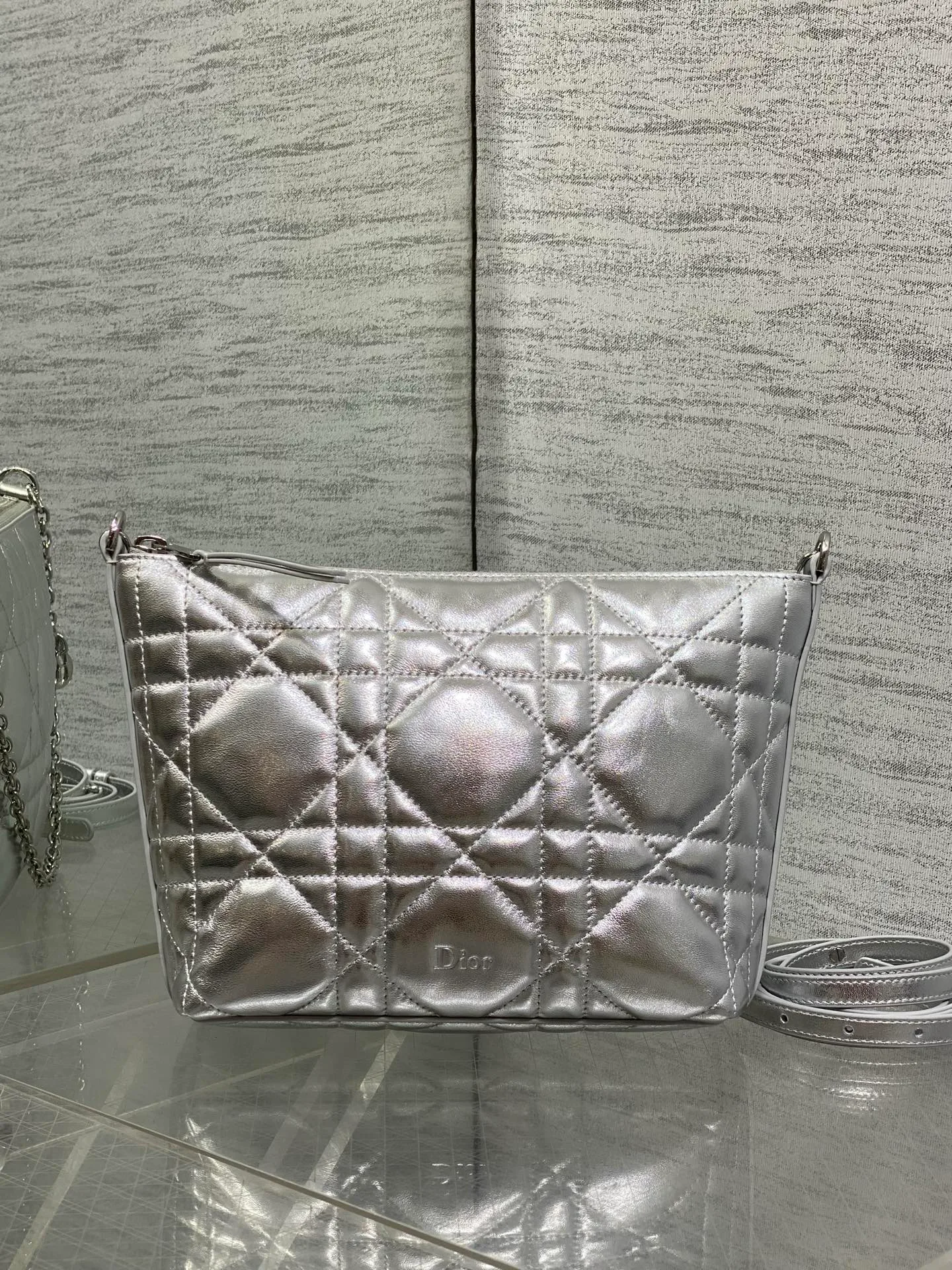Классические Сумки Женские Christian Dior 17629525