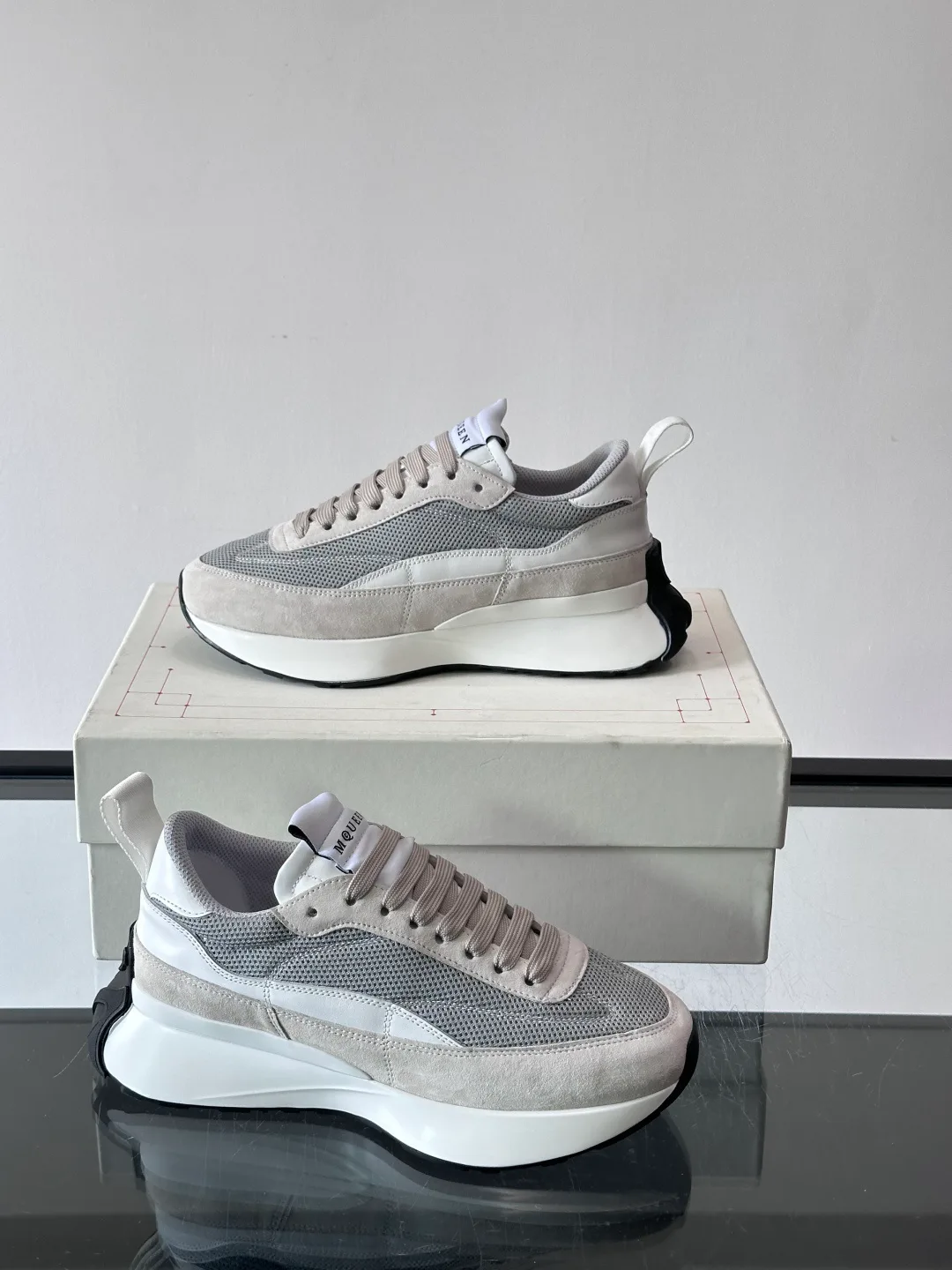 Кроссовки Женские Alexander Mcqueen 11228465