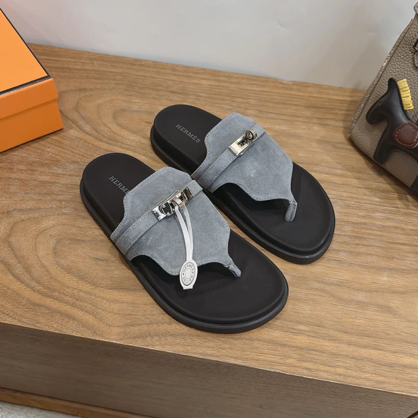 Шлепанцы Женские Hermes 17014859