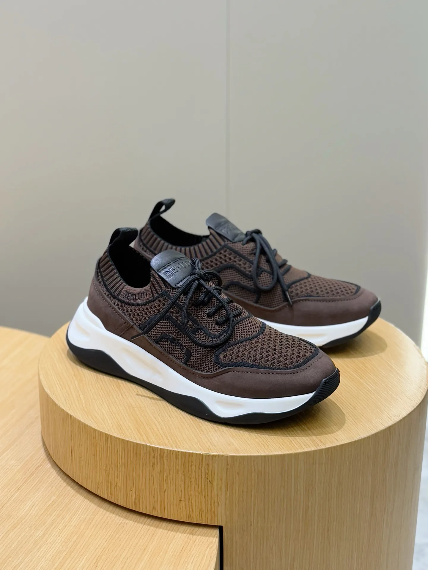 Кроссовки Мужские Berluti 166329