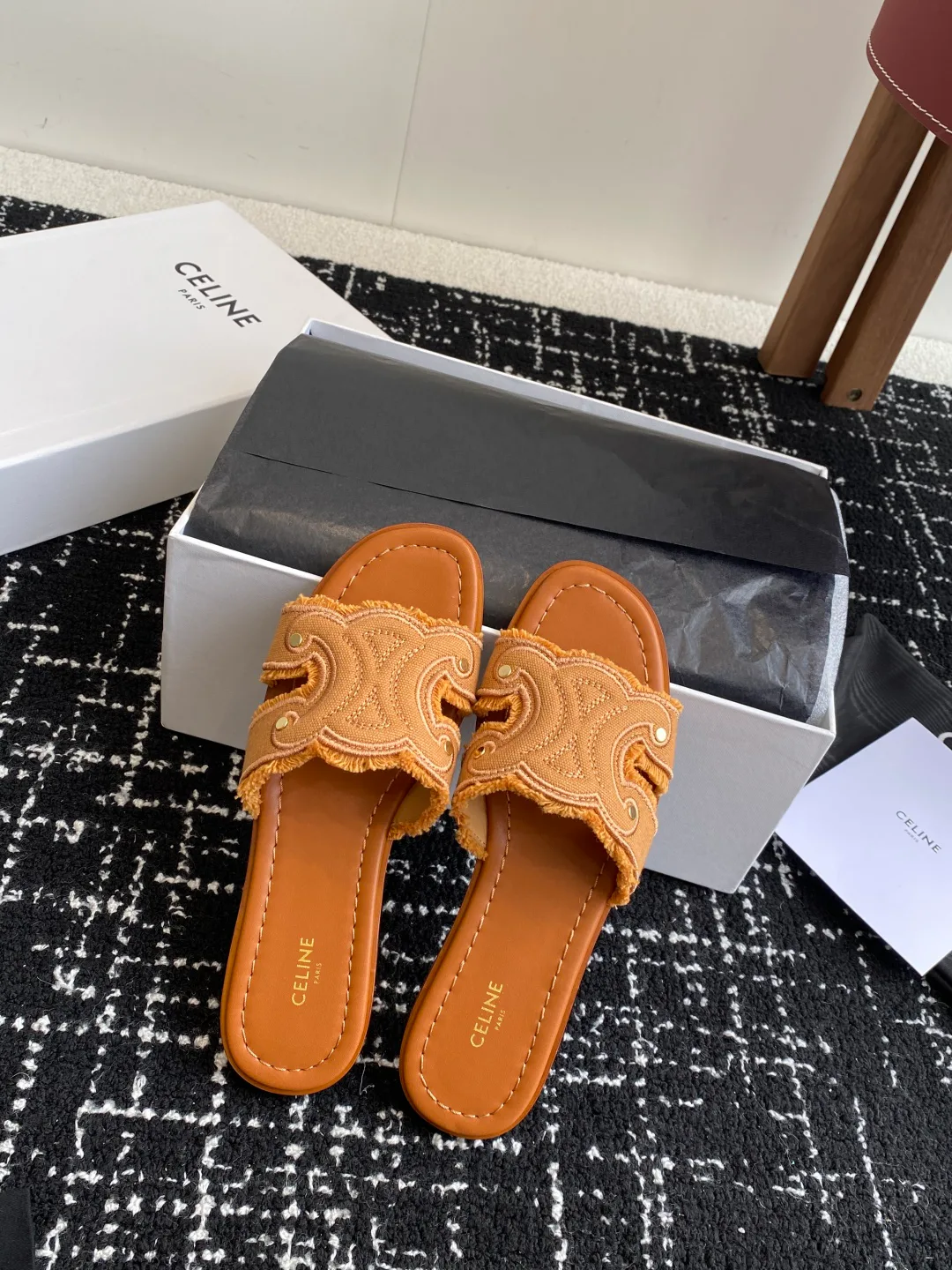 Шлепанцы Женские Celine 36247