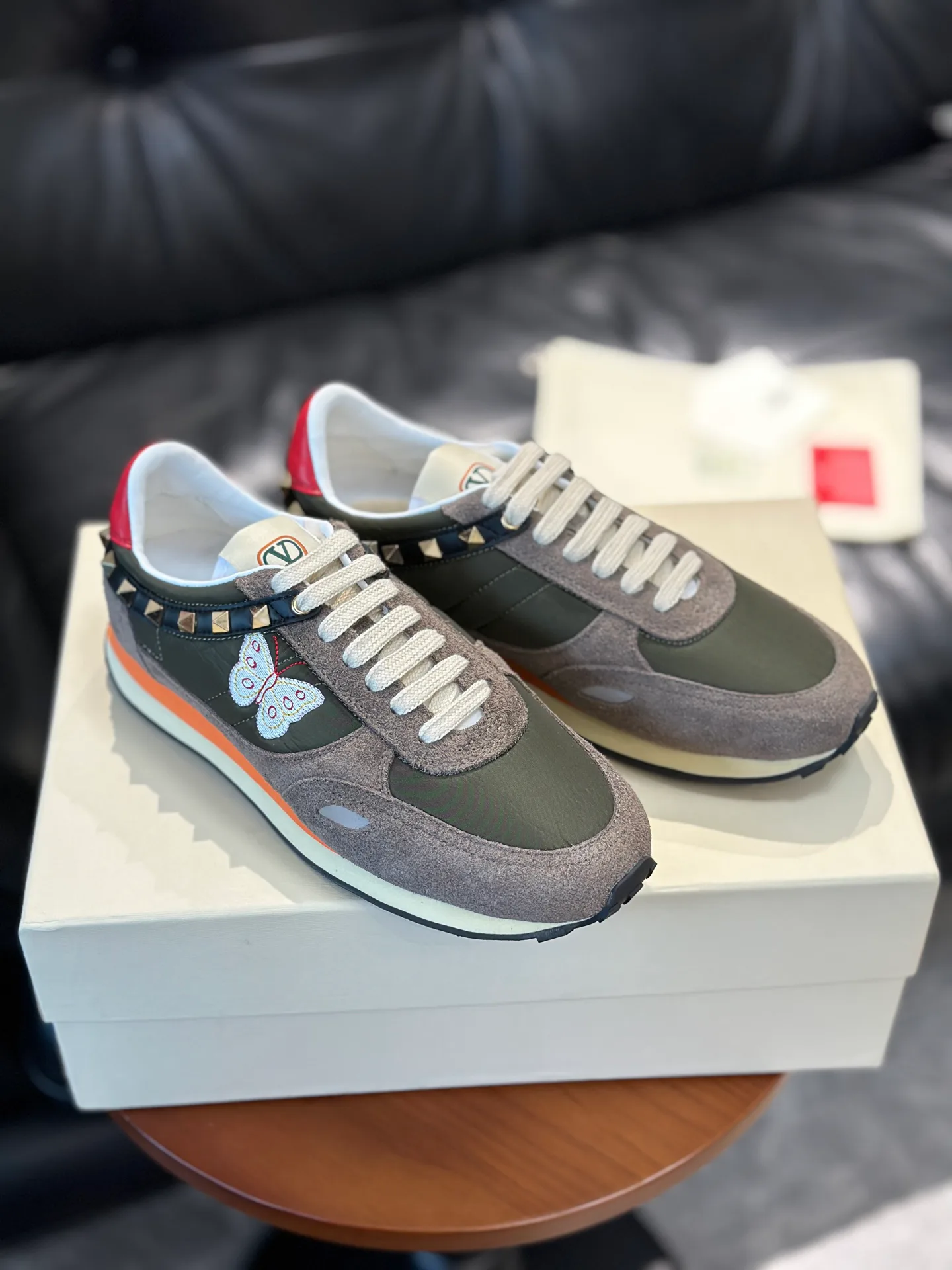 Кроссовки Женские Valentino 20078664
