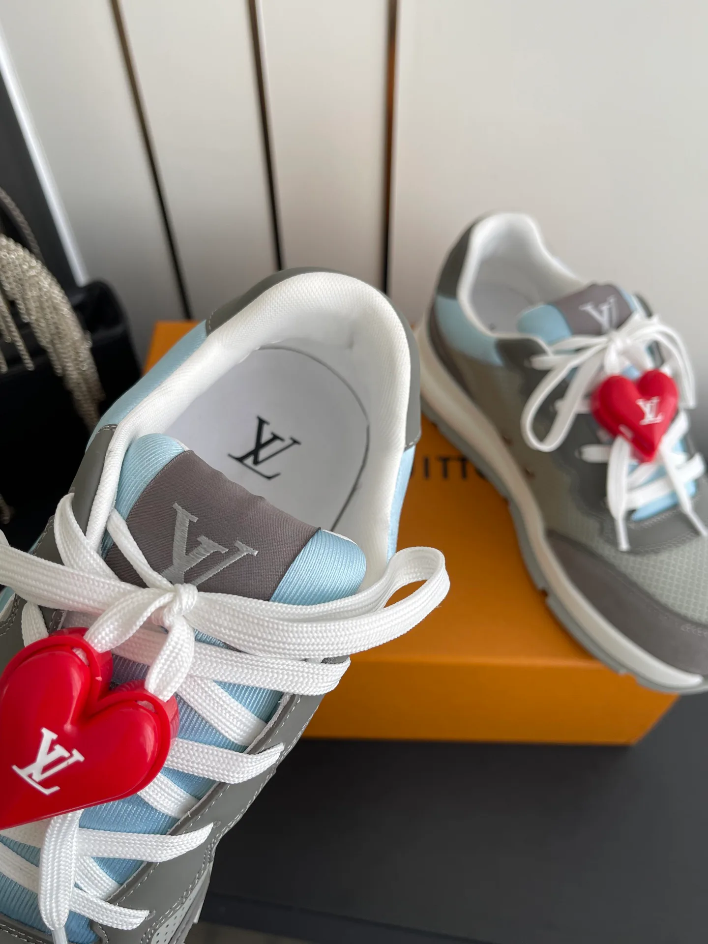 Кроссовки Мужские Louis Vuitton 11203887