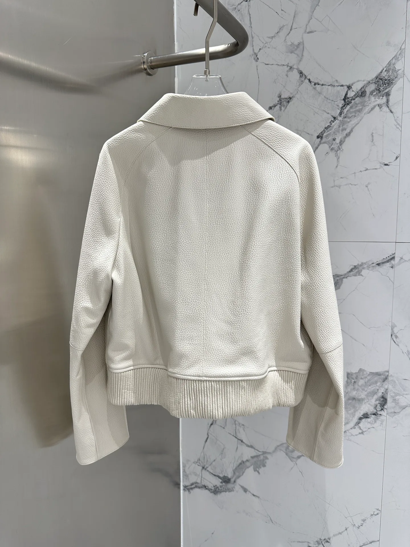 Кожаные Куртки И Дублёнки Женские Hermes 11868442