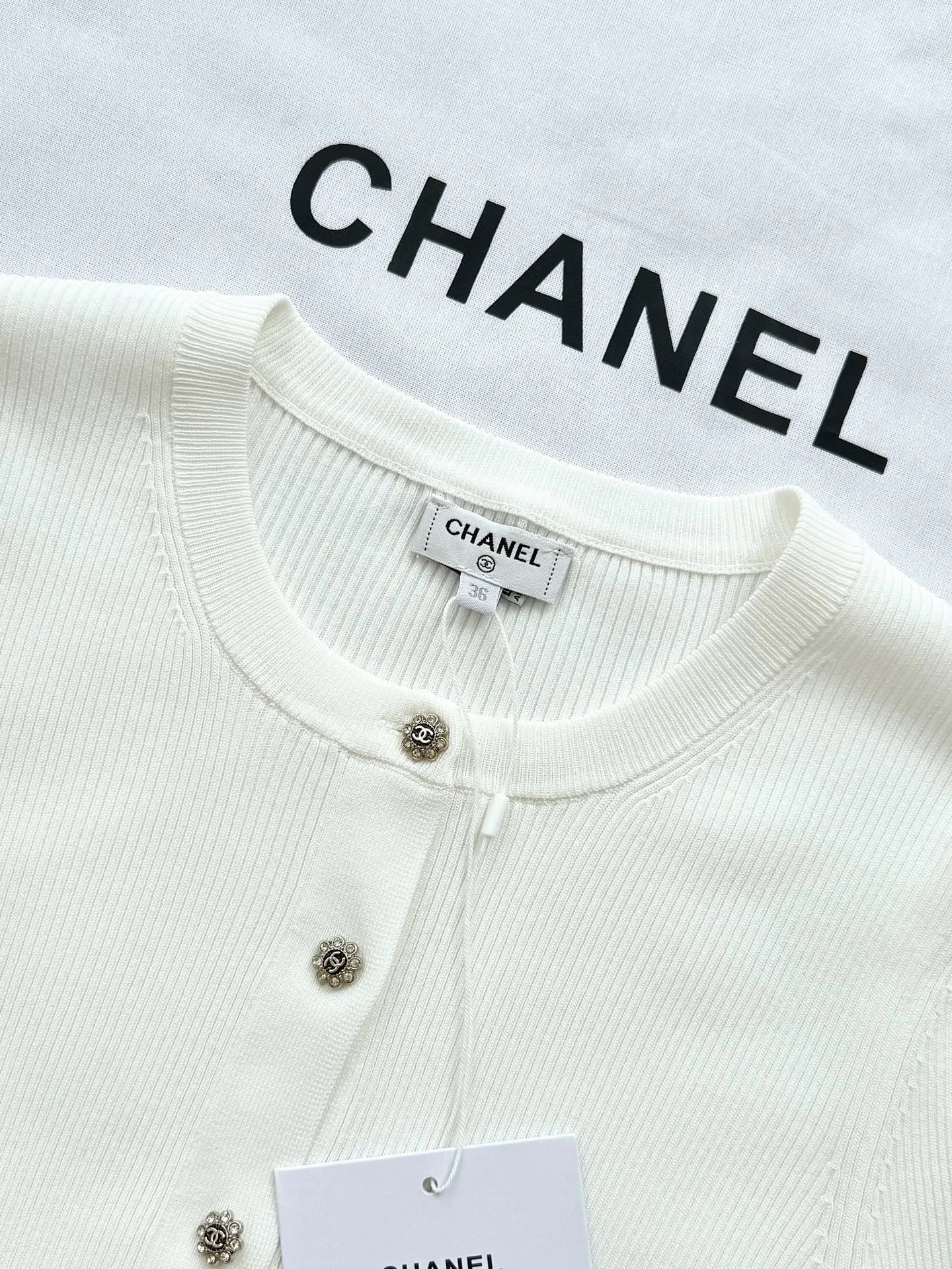 Джемперы И Свитеры Женские Chanel 16888554