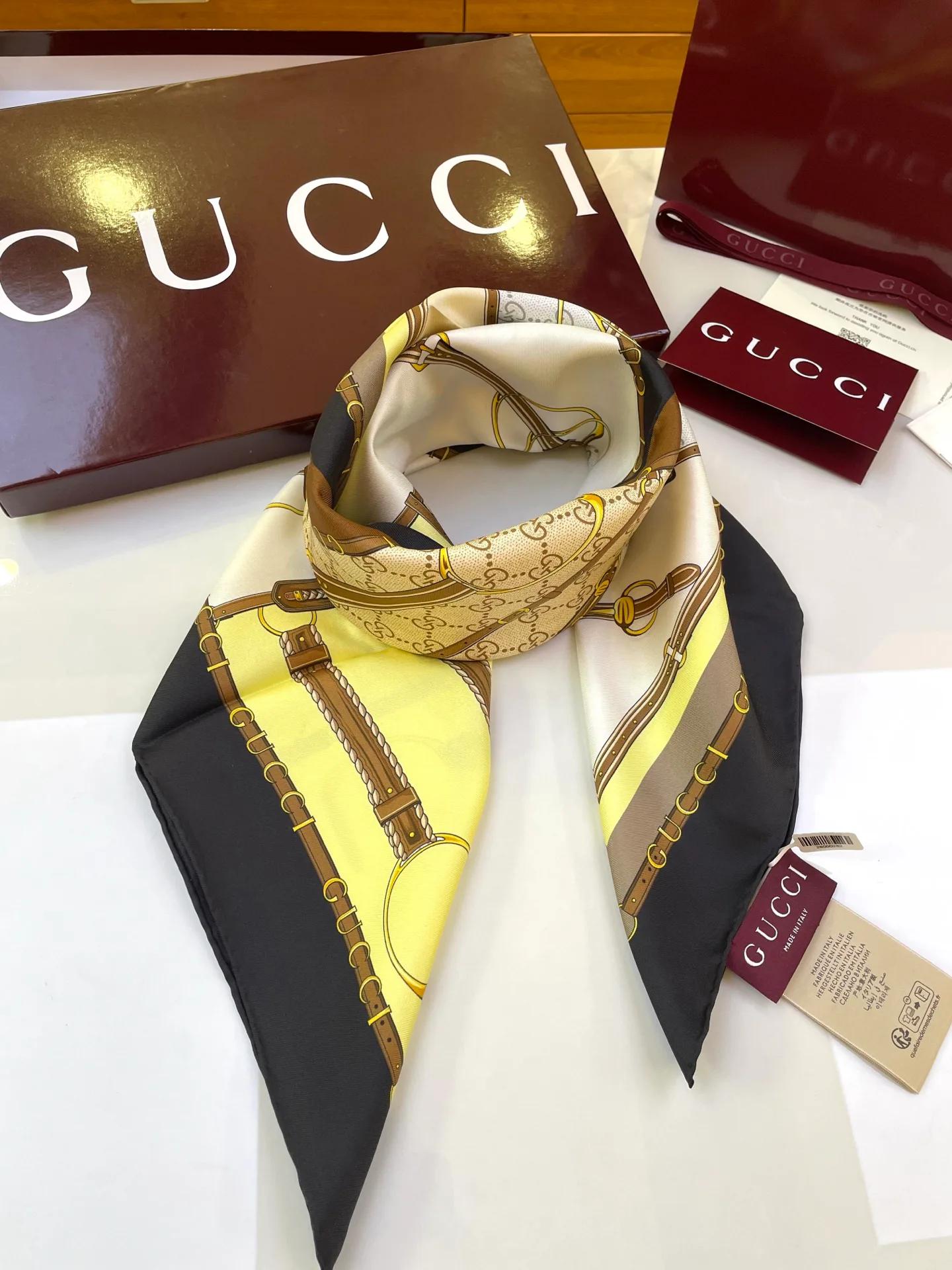 Платки Gucci 1981373