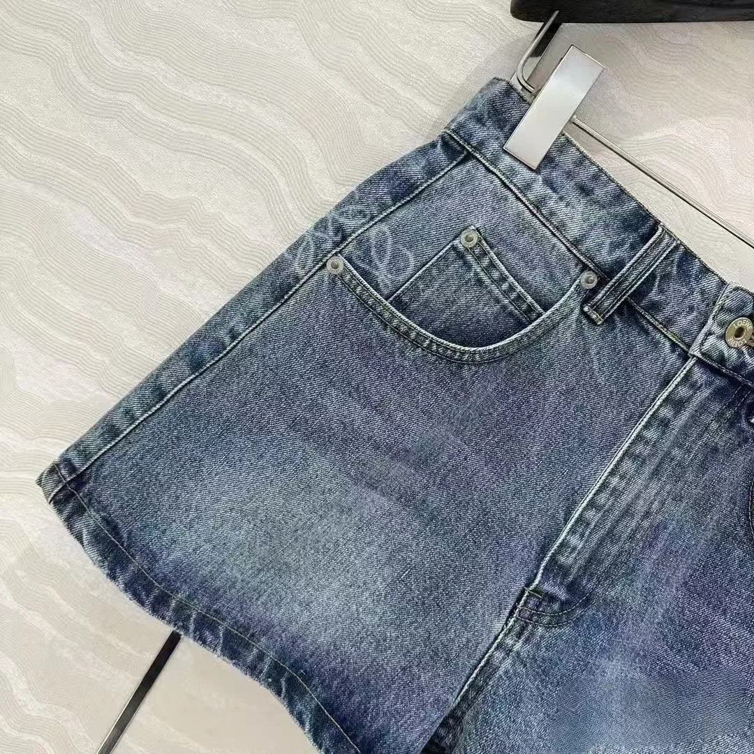 Шорты Женские Loewe 15768