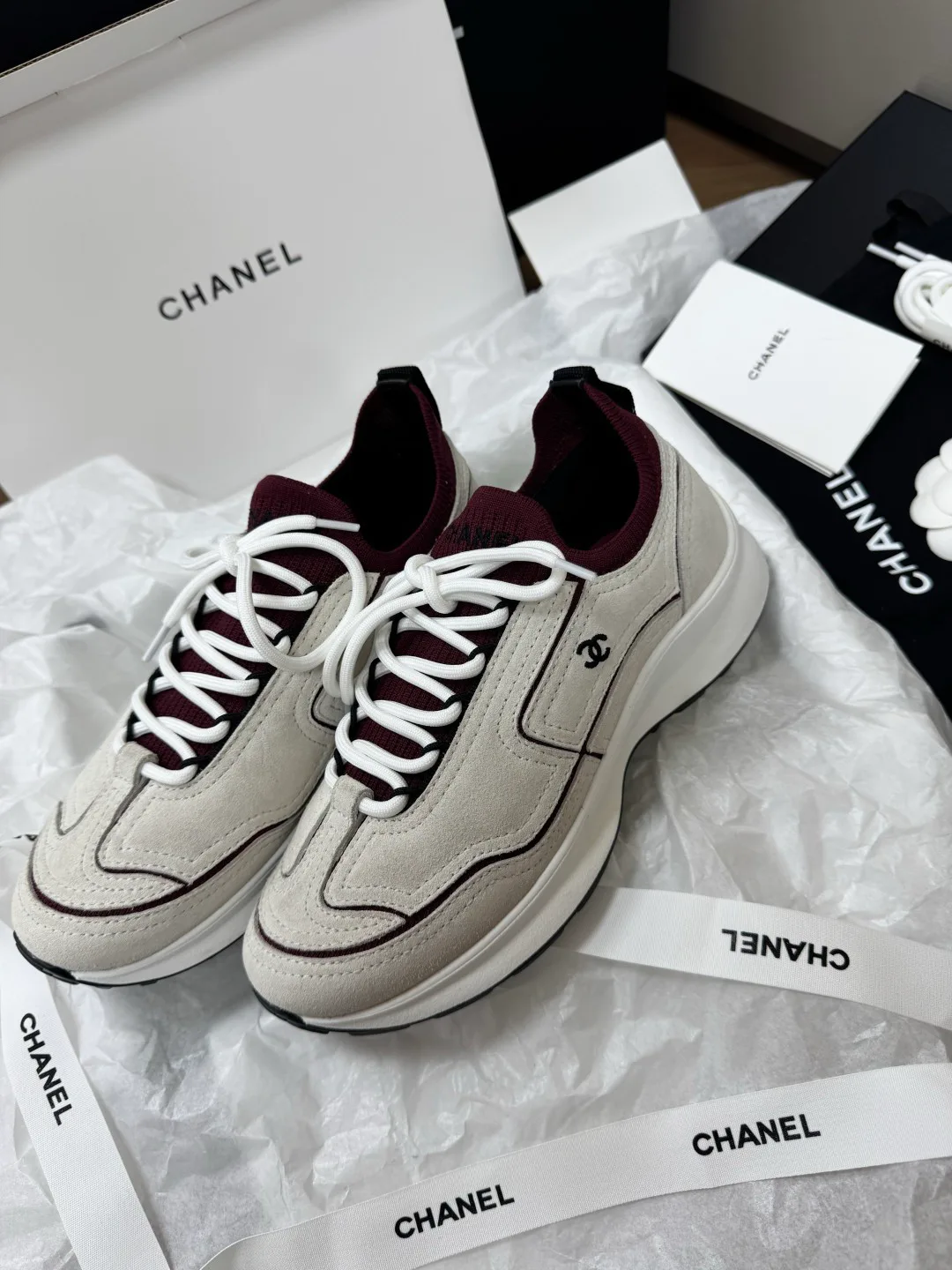 Кроссовки Женские Chanel 17418279