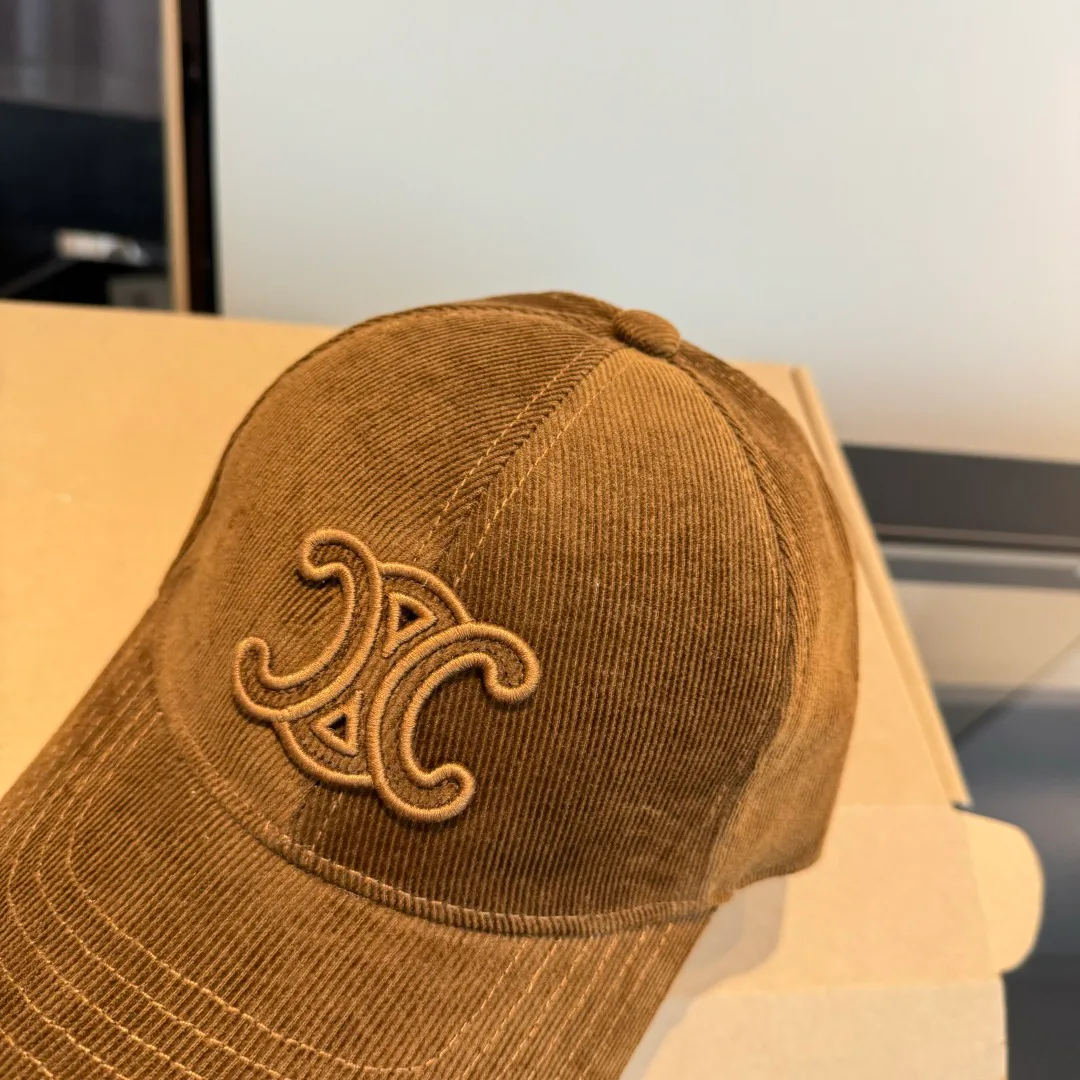 Головные Уборы Celine 1582284