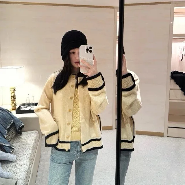 Джемперы И Свитеры Женские Chanel 13323687