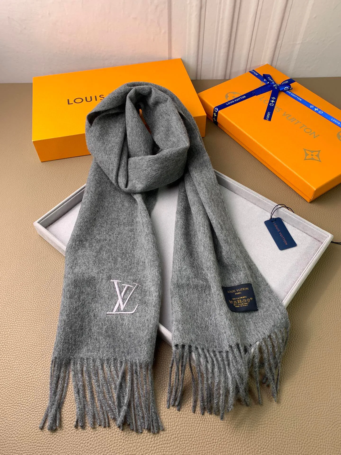 Шарфы Louis Vuitton 184198