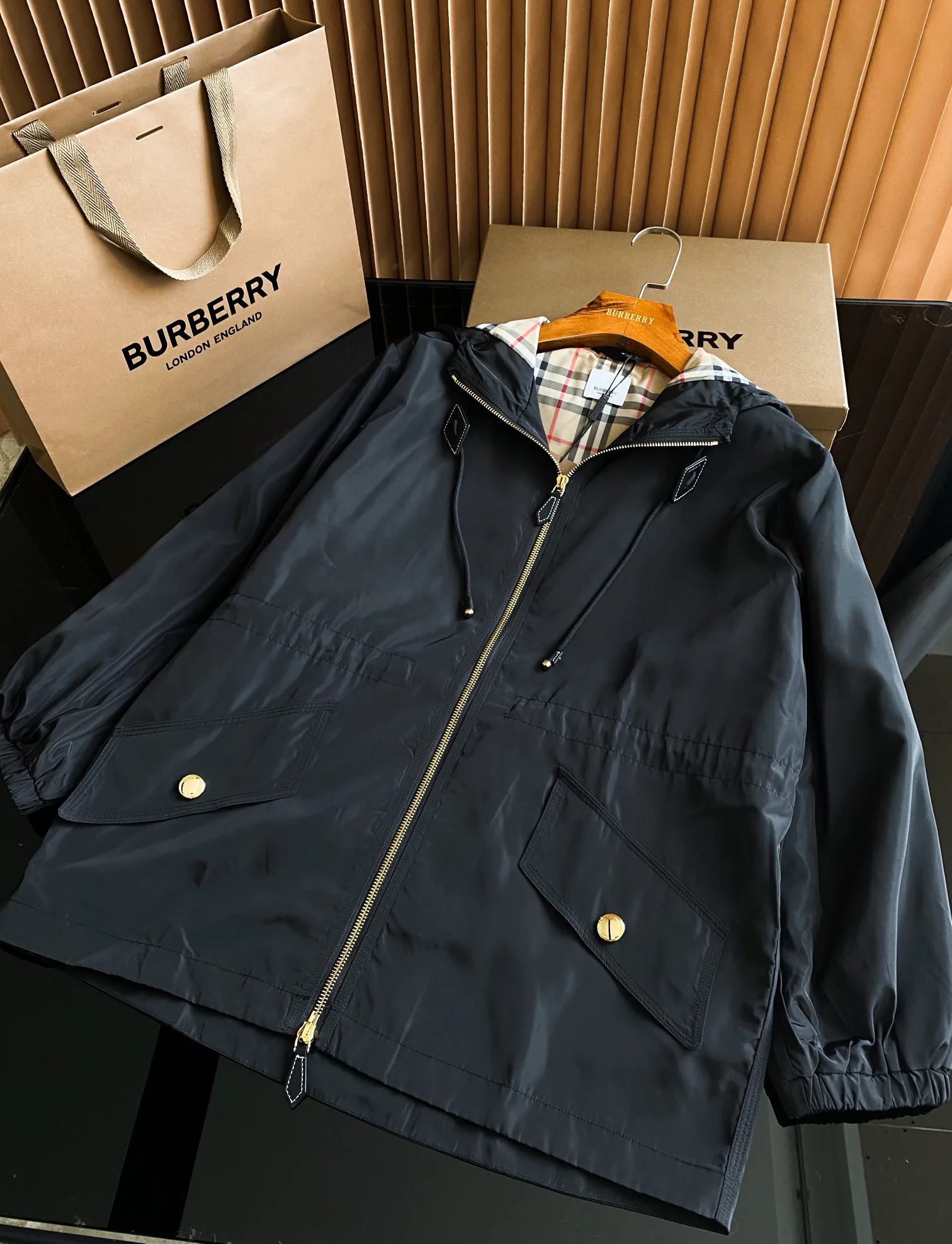 Куртки И Пуховики Женские Burberry 11862595