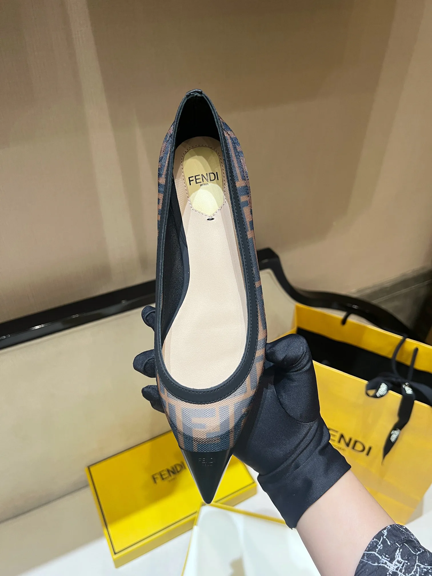 Балетки Женские Fendi 17392020