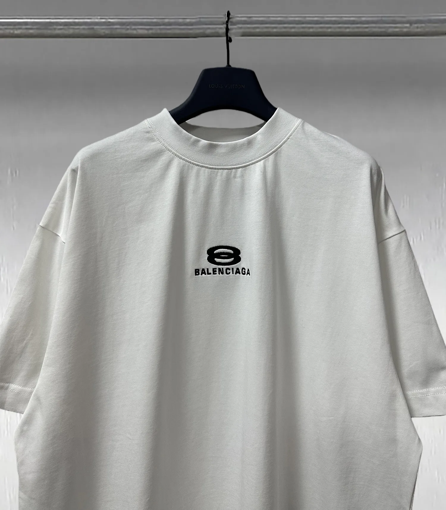 Футболки Женские Balenciaga 9495930