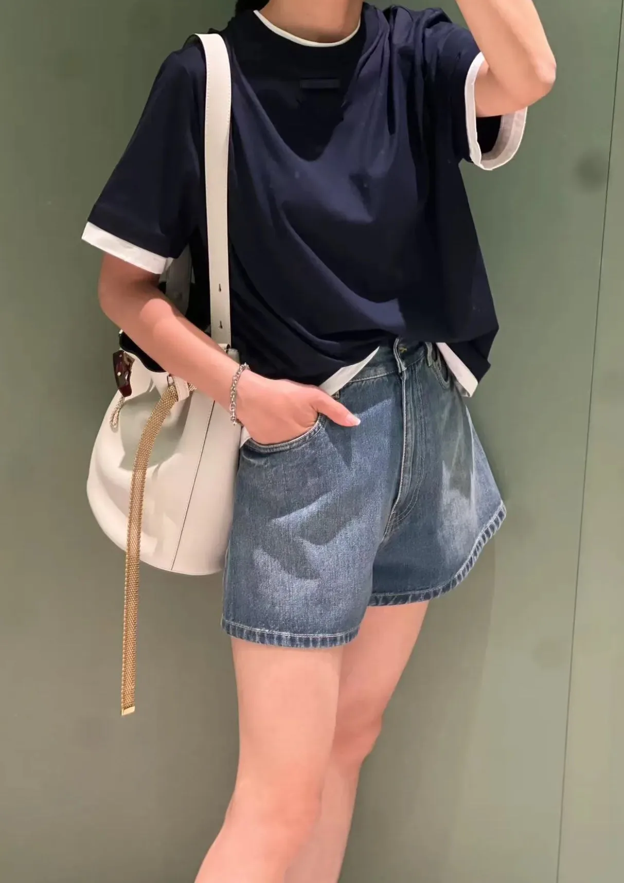 Футболки Женские Prada 735579