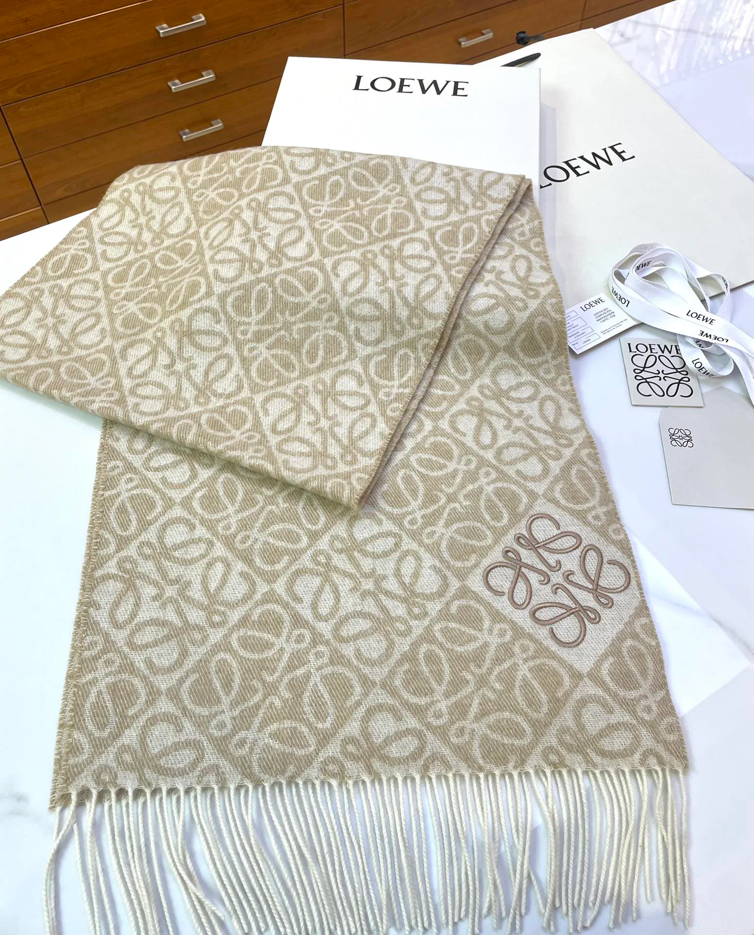 Шарфы Loewe 18291