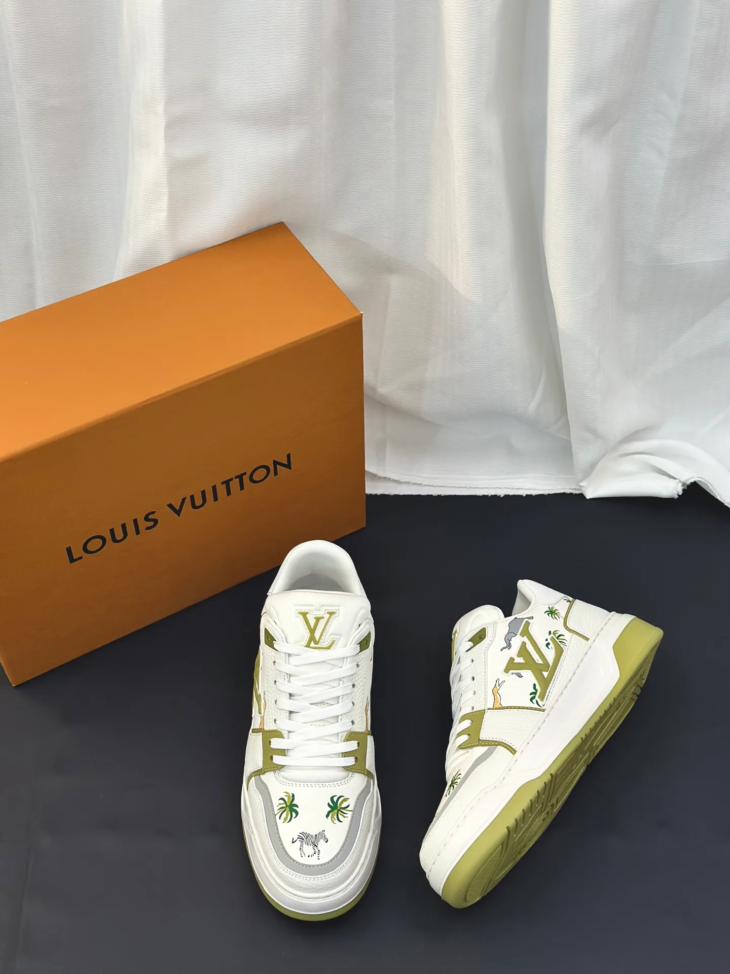 Кроссовки Мужские Louis Vuitton 1801563