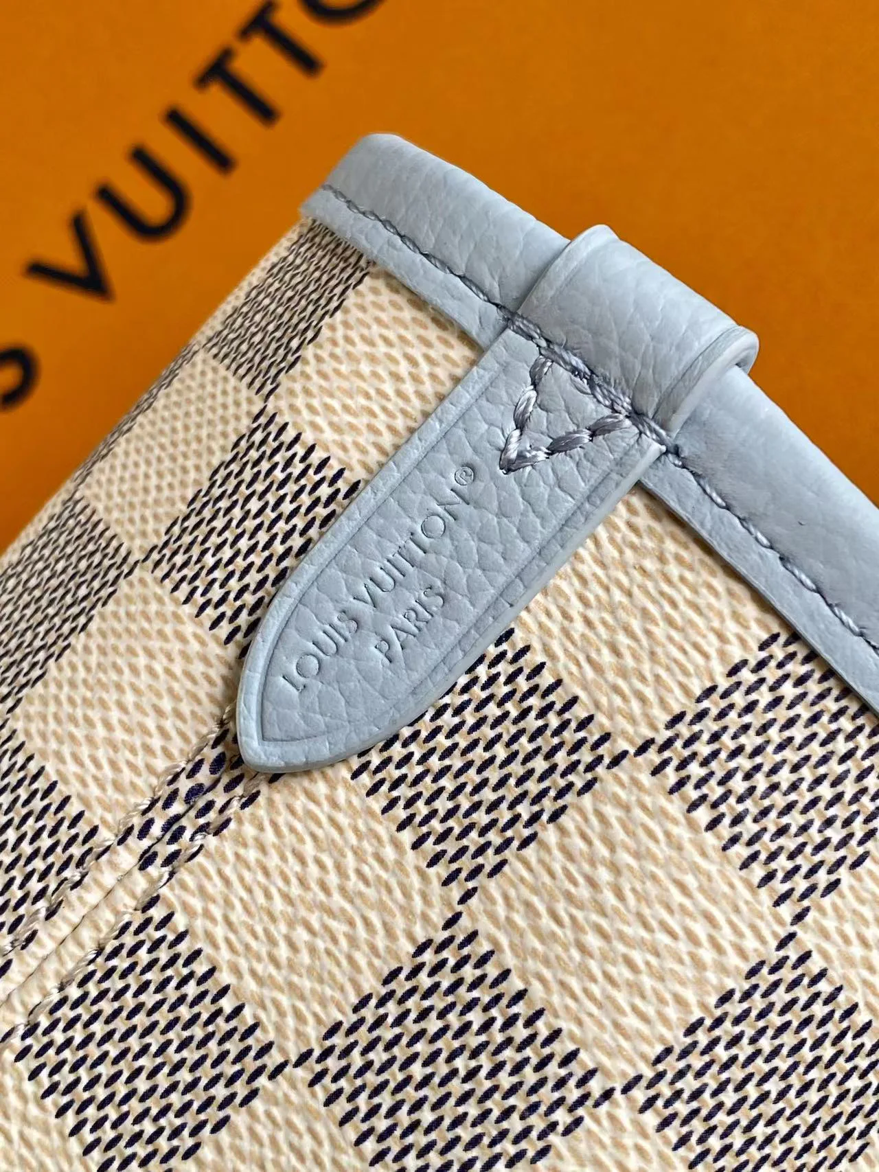 Классические Сумки Женские Louis Vuitton 18153213