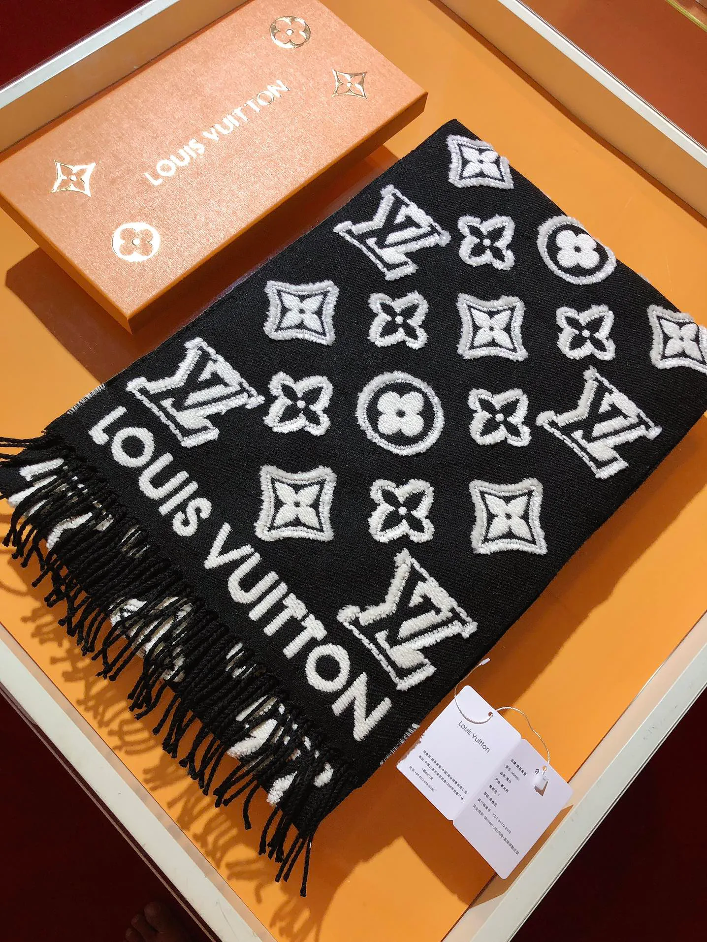 Шарфы Louis Vuitton 3400277