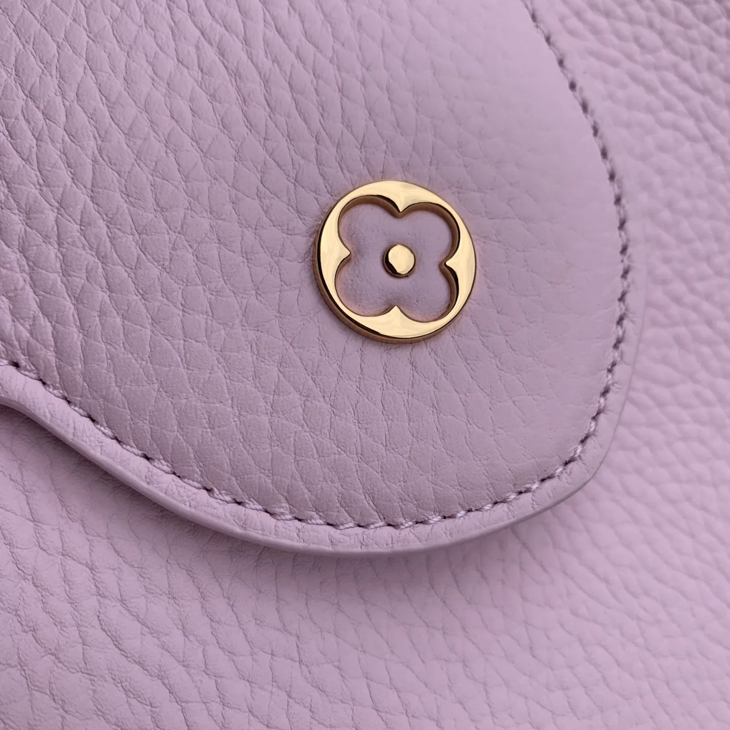 Классические Сумки Женские Louis Vuitton 18147585